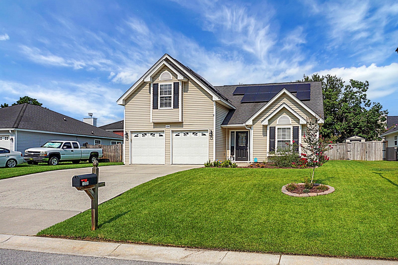 1304 Belle Grove Cir, Charleston SC  29410-8570 exterior