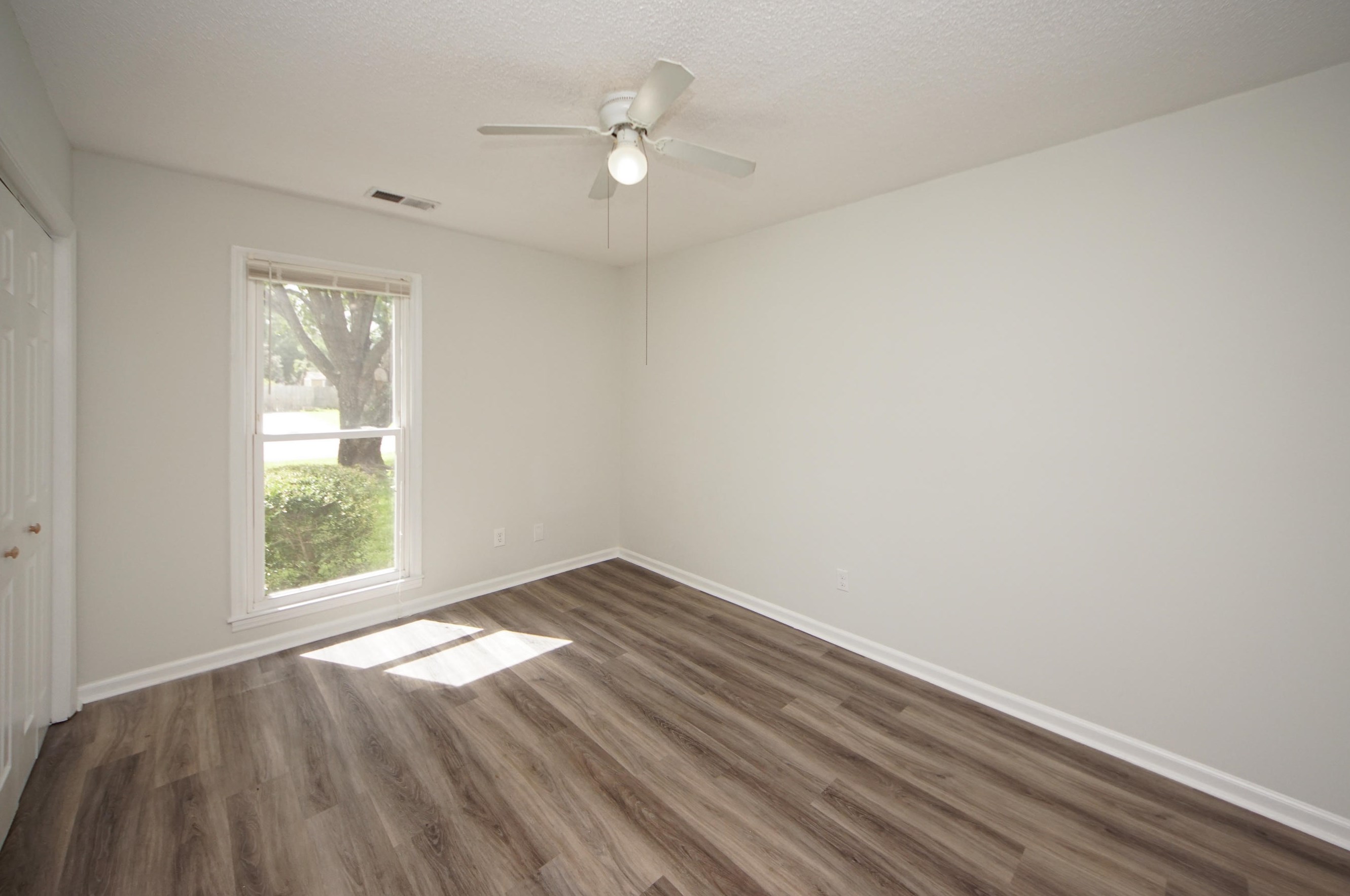 506 Longleaf Rd, Summerville SC  29483-2067 exterior
