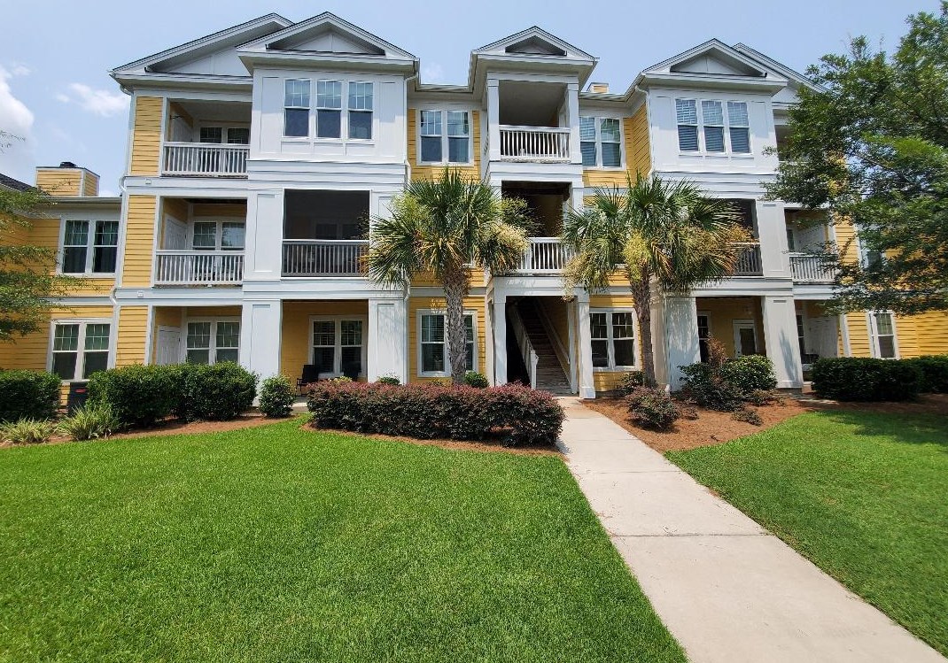 2118 Chatelain Way, Mount Pleasant, SC 29464