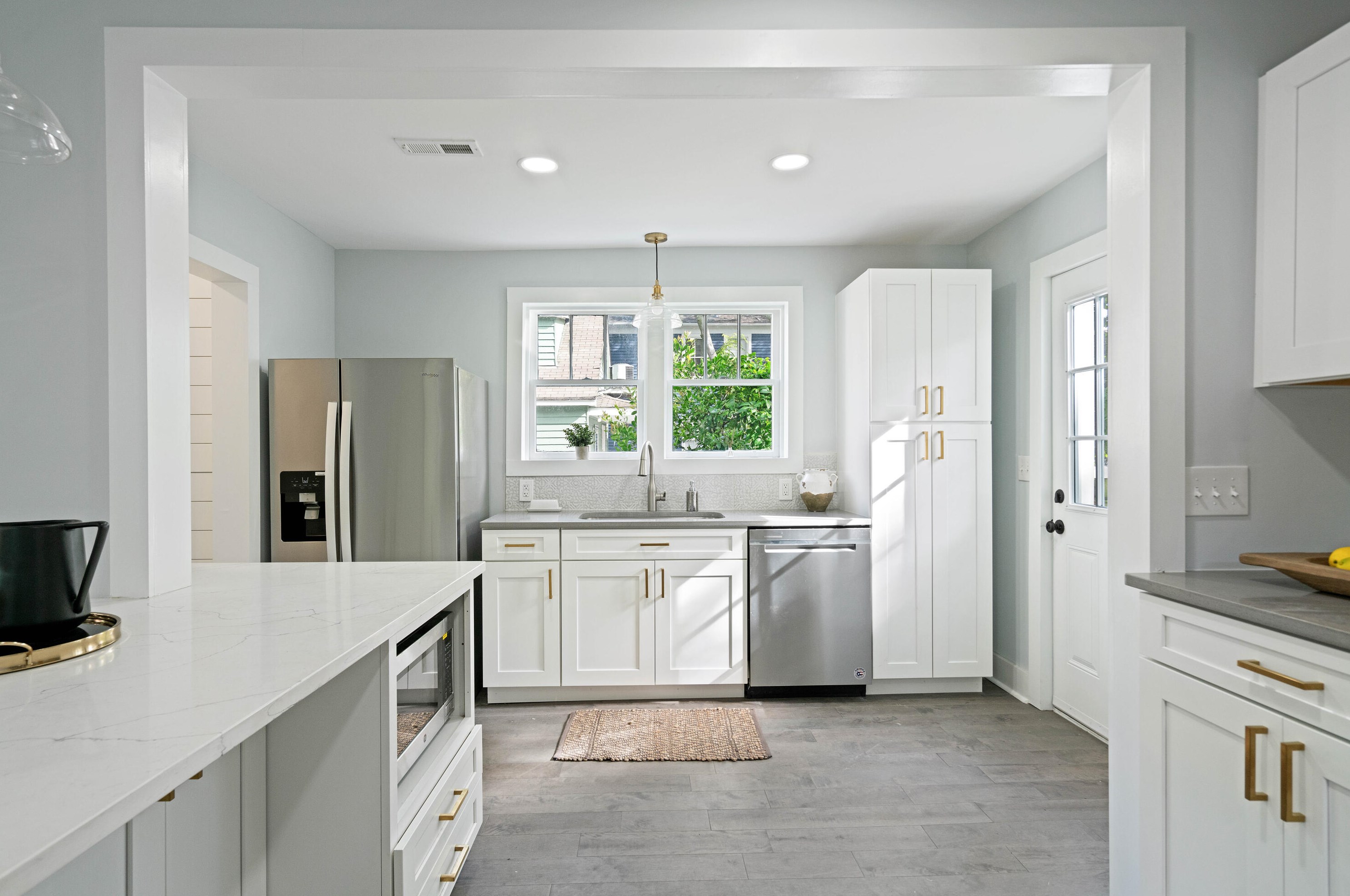 10 Rosemont St, Charleston SC  29403-5207 exterior