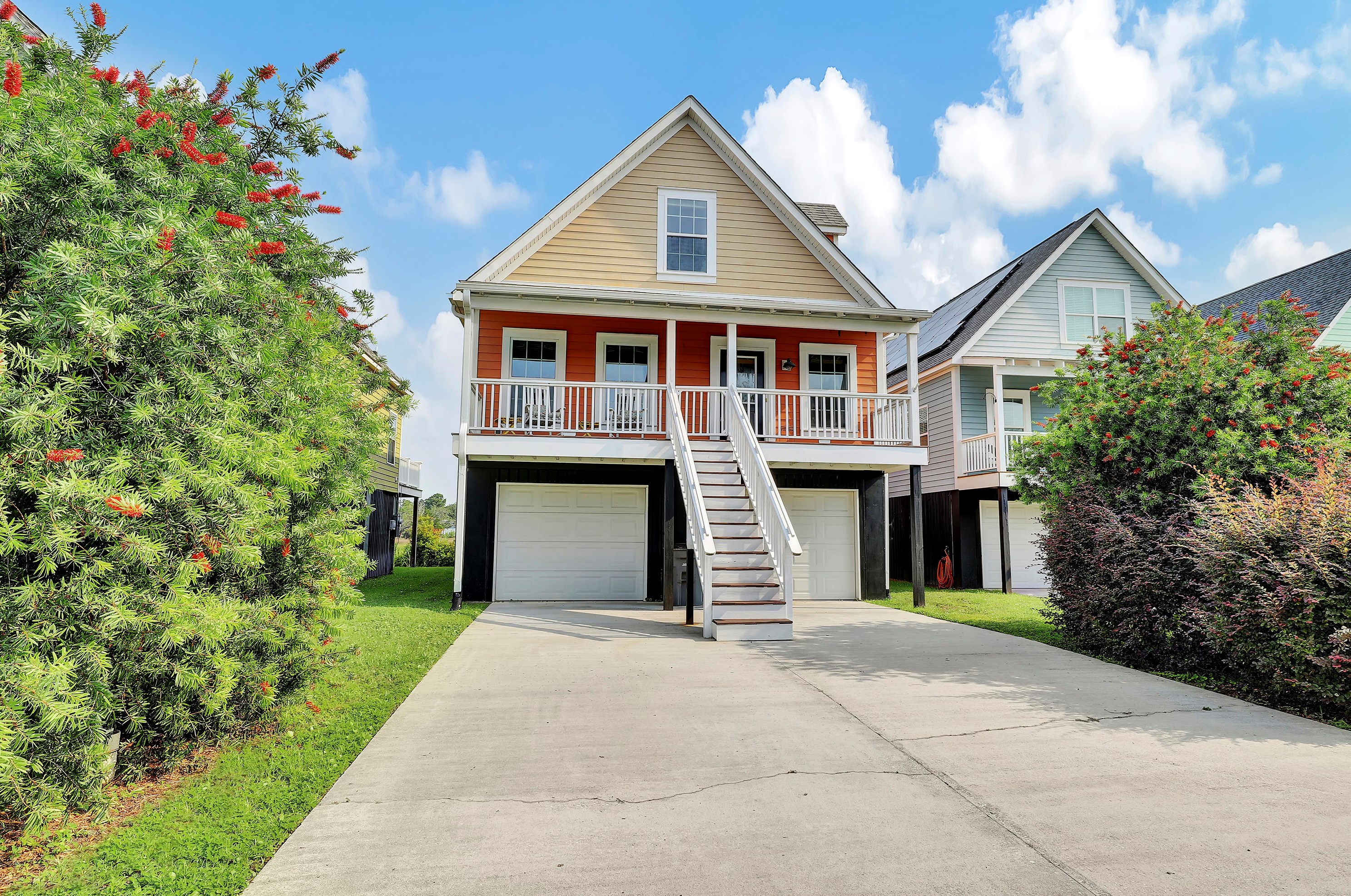 1030 Hunley Waters Cir, Charleston, SC 29405-7266