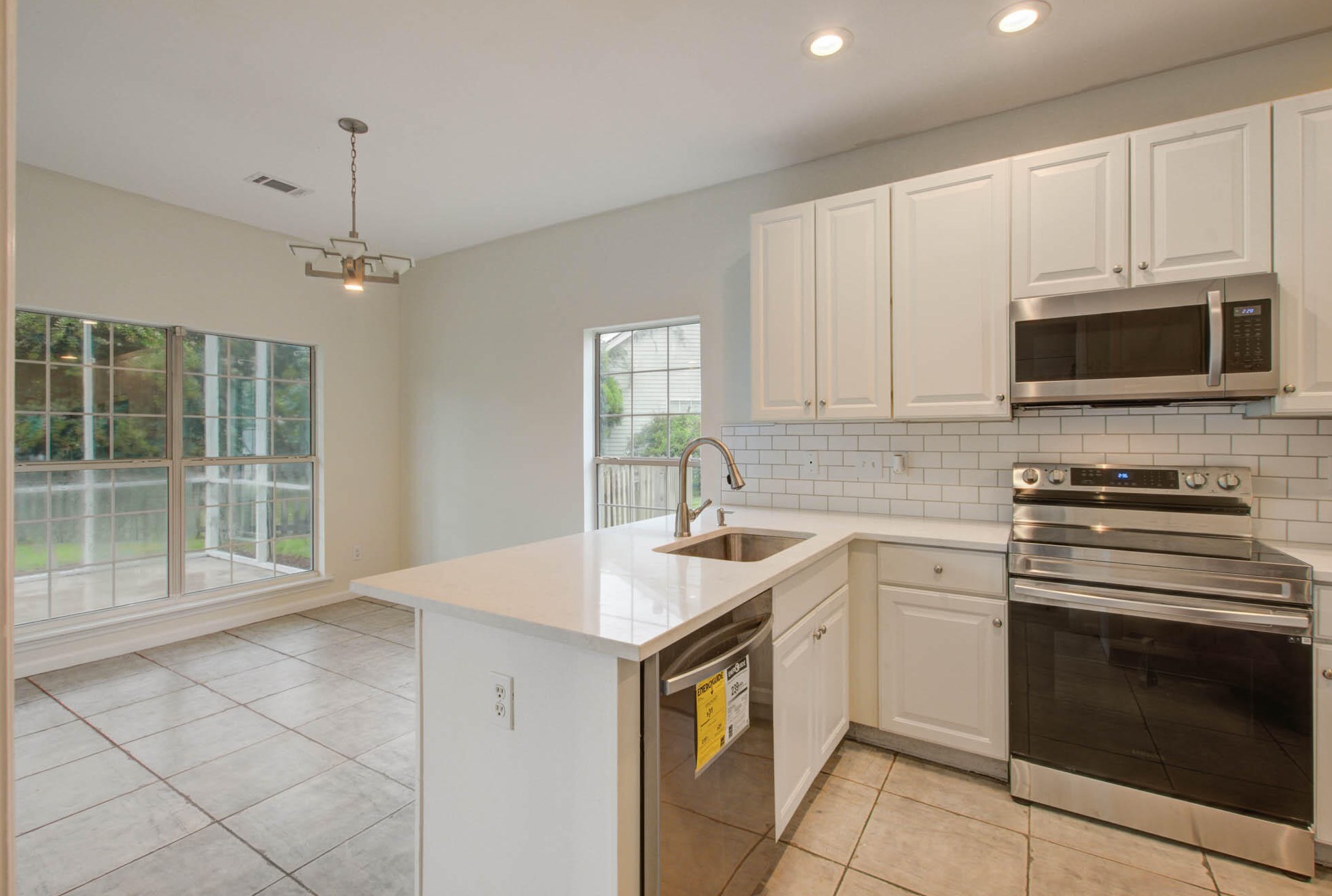 1650 Pin Oak Cut, Mount Pleasant SC  29466-8020 exterior