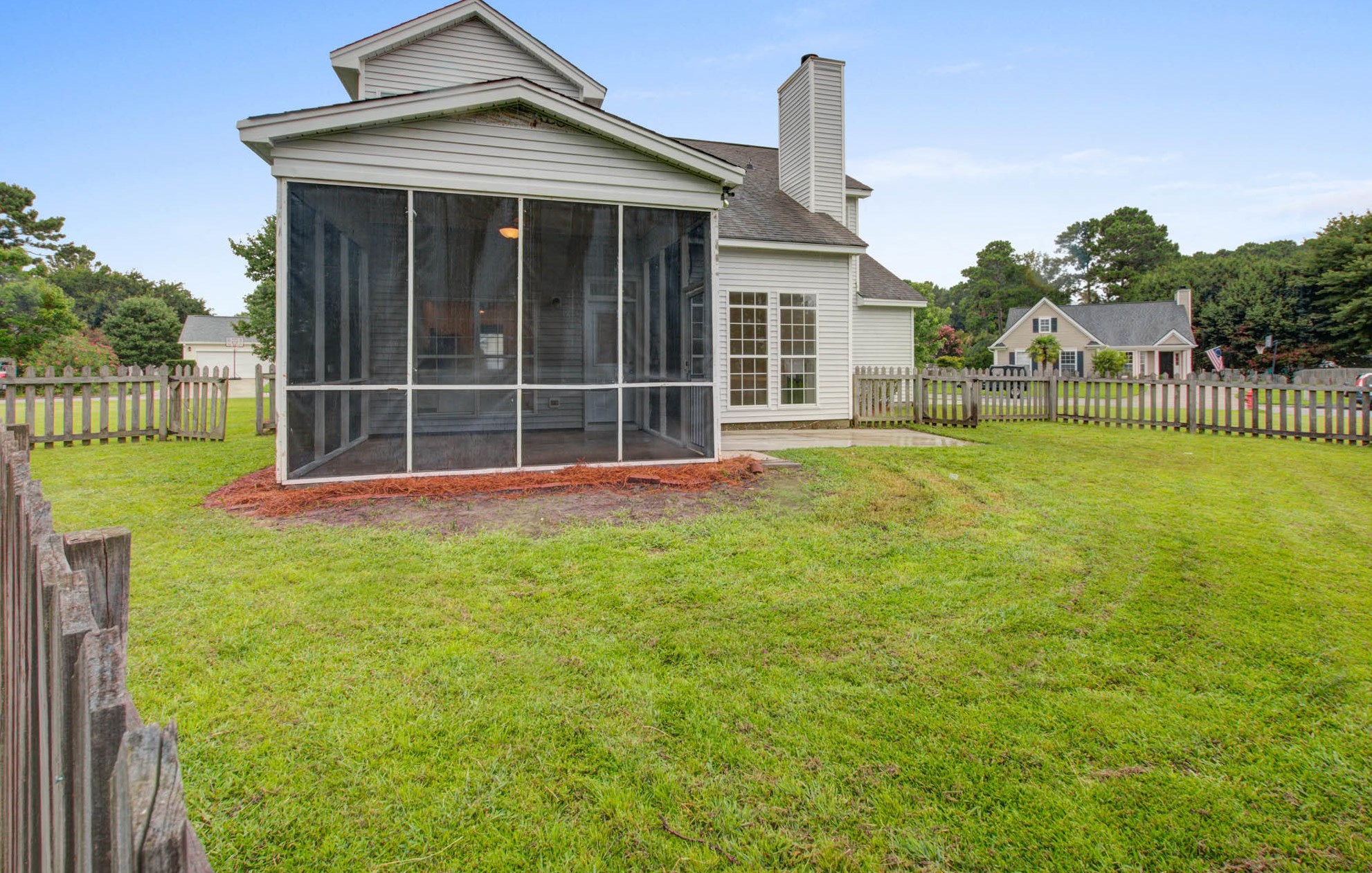 1650 Pin Oak Cut, Mount Pleasant SC  29466-8020 exterior