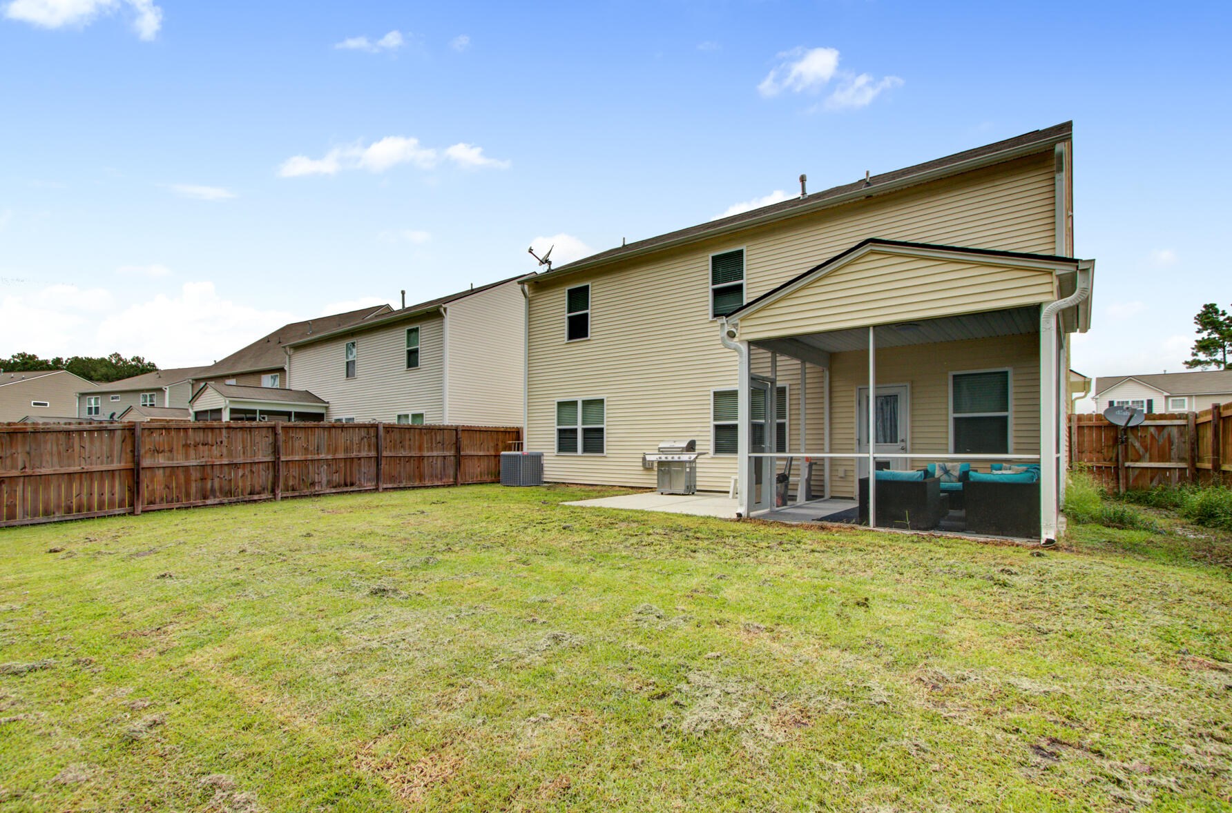 287 Decatur Dr, Summerville, SC 29486