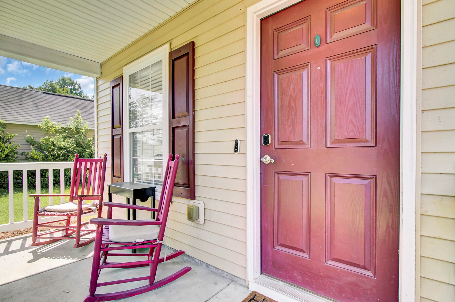 5045 Thornton Dr, Summerville, SC 29485-8895
