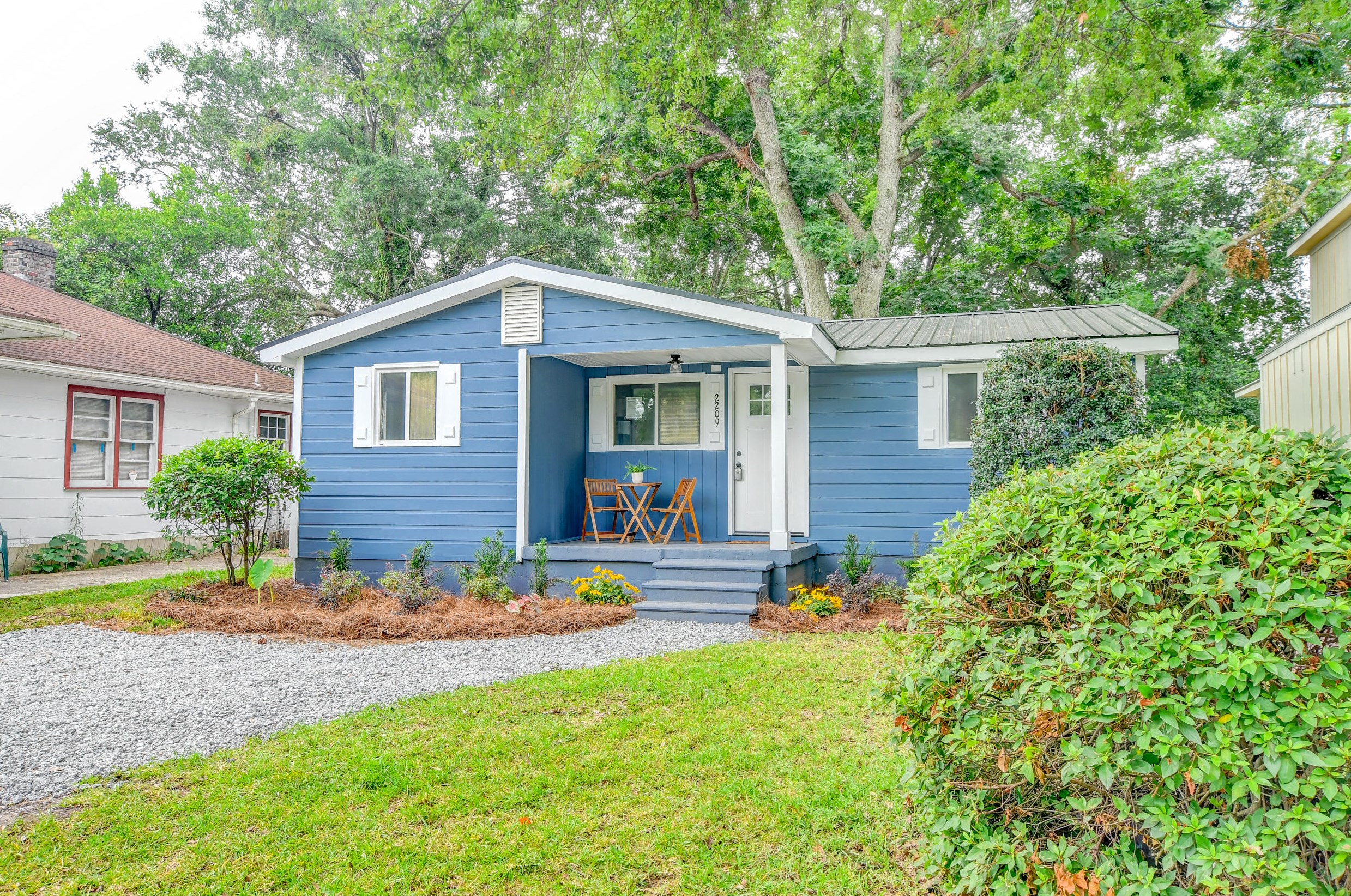 2209 Heriot St, Charleston SC  29403-3023 exterior