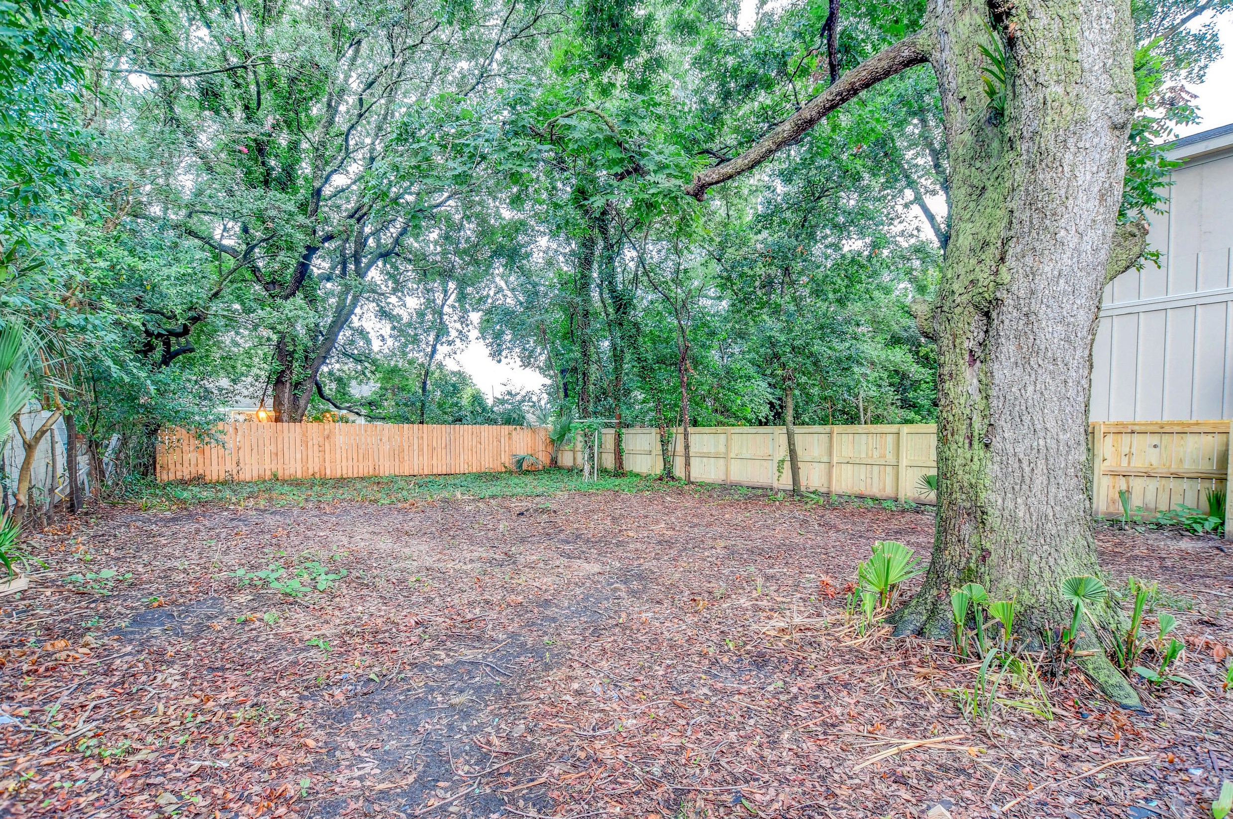 2209 Heriot St, Charleston SC  29403-3023 exterior