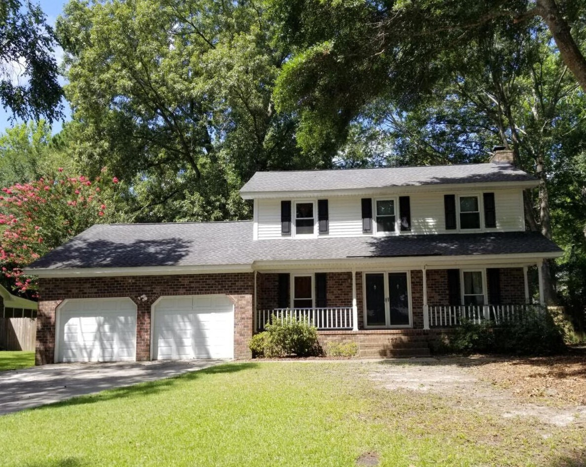 127 Sumners Aly, Summerville, SC 29485-5226