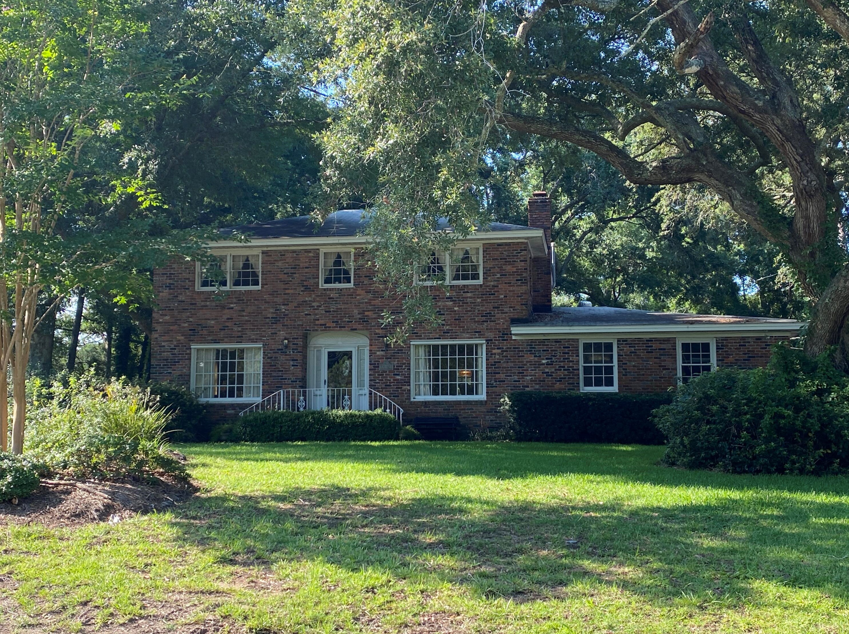 825 Jeb Stuart Rd, Charleston, SC 29412-9161