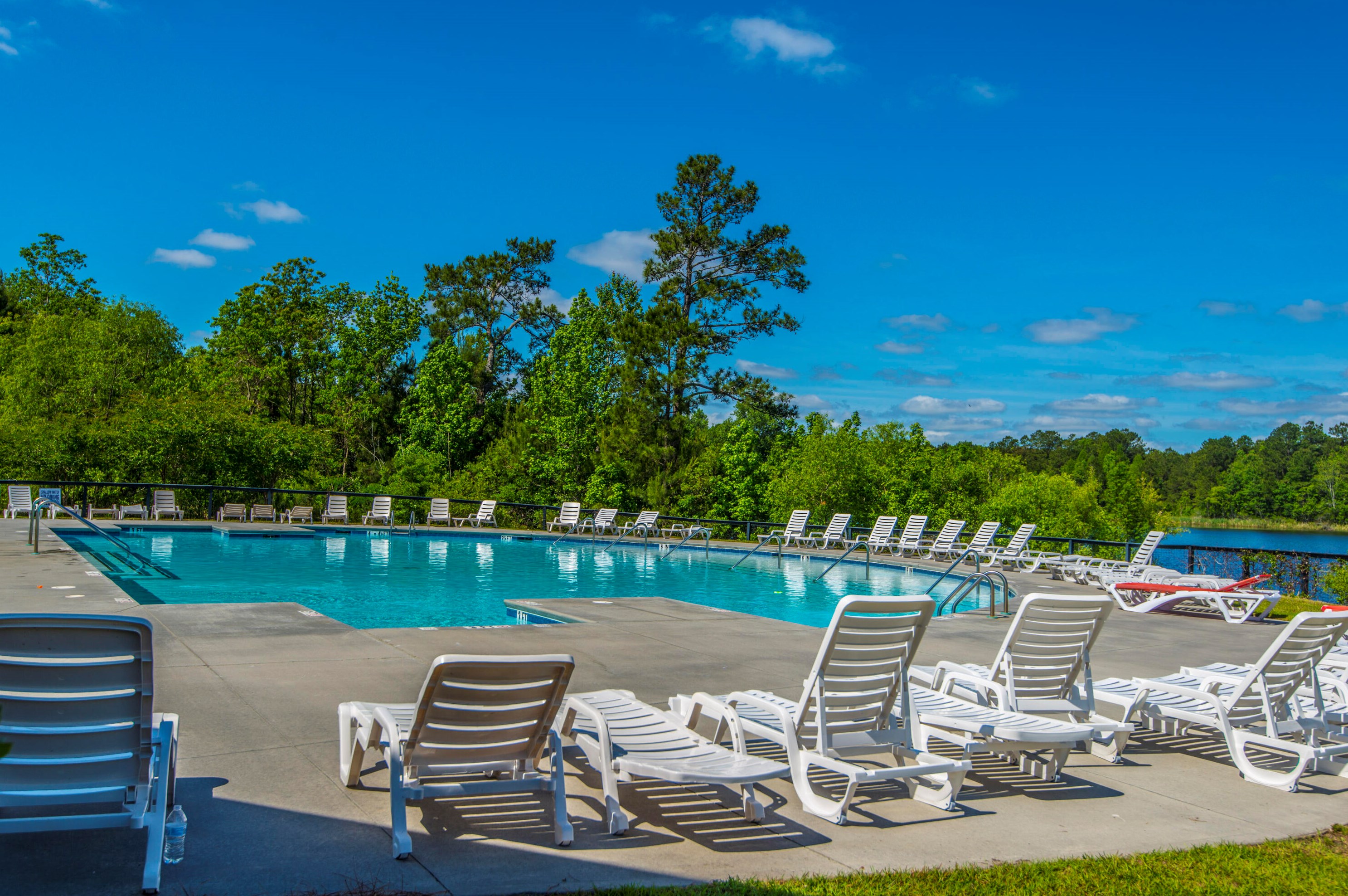 209 Red Leaf Blvd, Moncks Corner SC  29461-8881 exterior