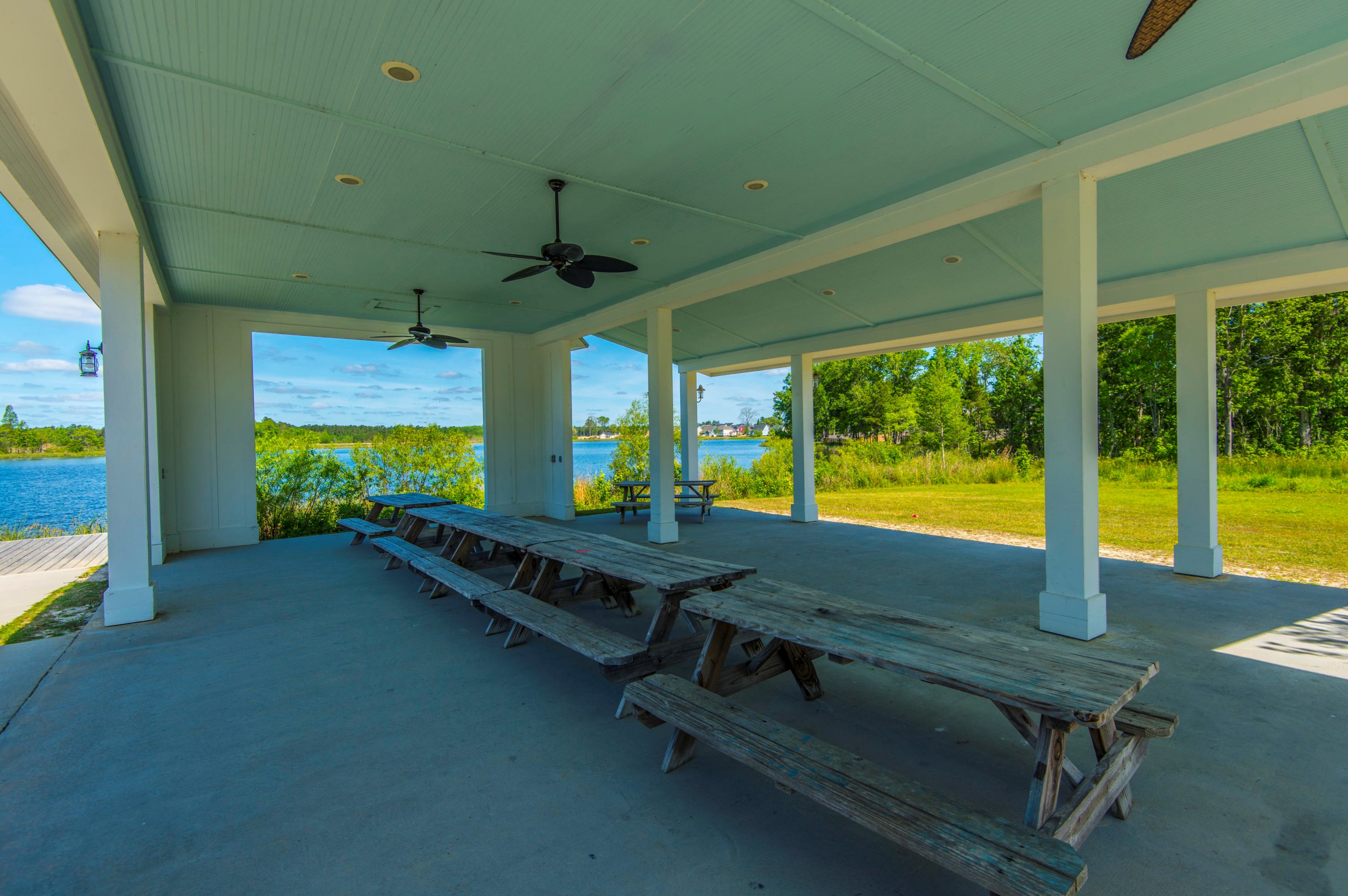 209 Red Leaf Blvd, Moncks Corner SC  29461-8881 exterior