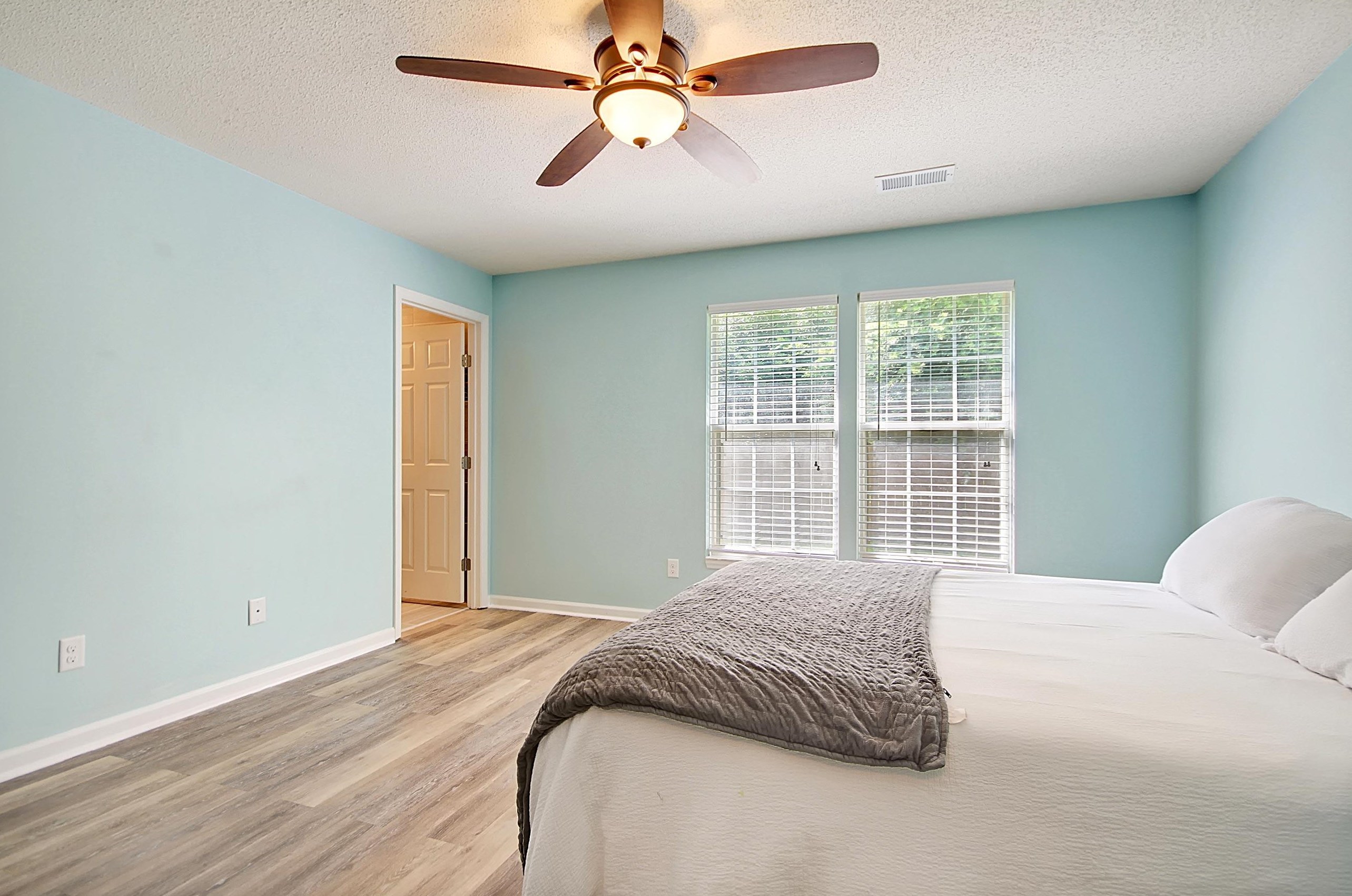 158 Danzid Dr, Summerville SC  29483-9283 exterior