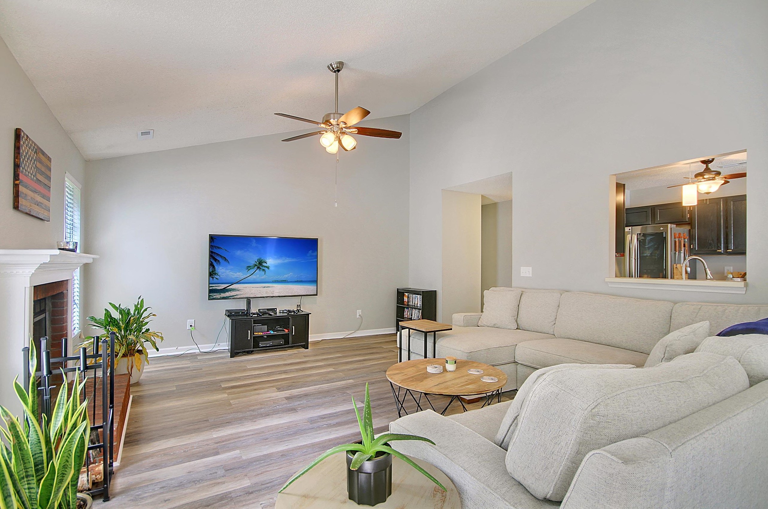 158 Danzid Dr, Summerville SC  29483-9283 exterior