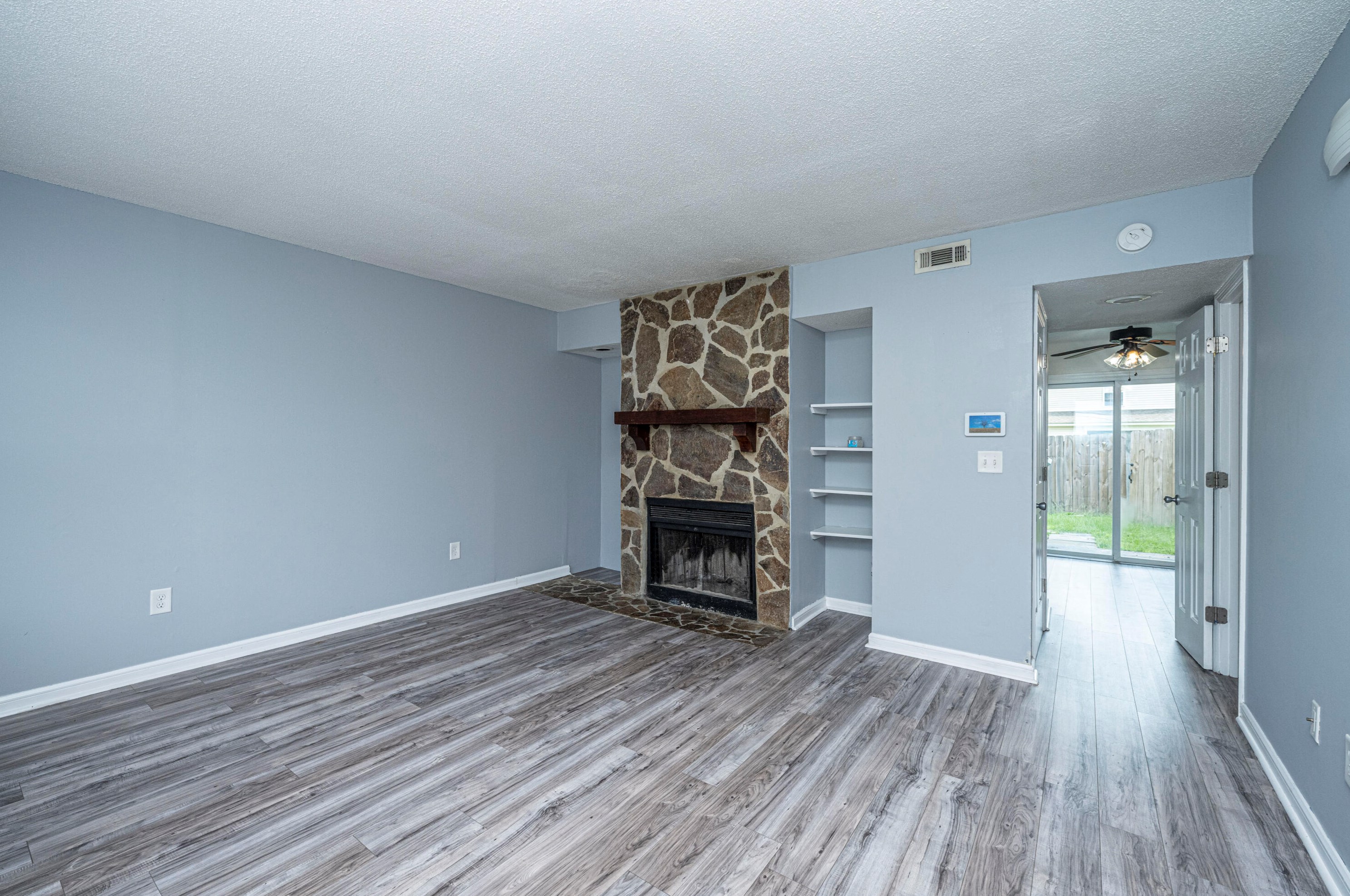 7878 Nummie Ct, Charleston SC  29418-3116 exterior