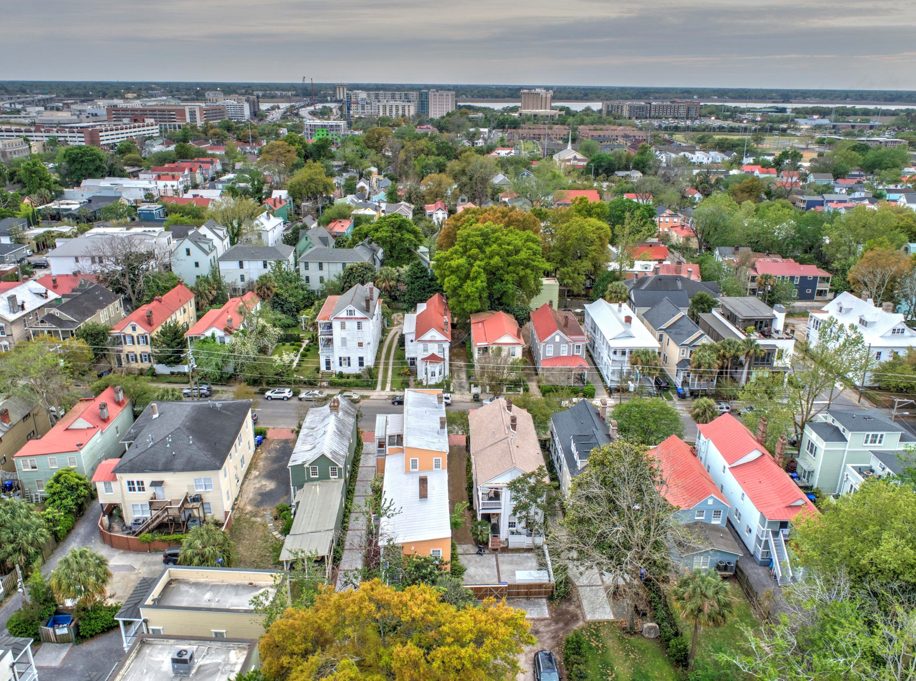 234 Rutledge Ave, Charleston SC  29403-5349 exterior