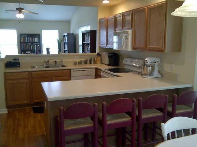 8053 Shadow Oak Dr, Charleston, SC 29406-9576