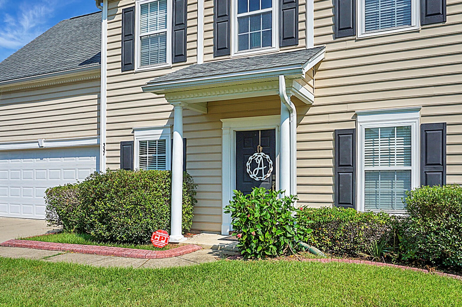 337 Lakewind Dr, Moncks Corner, SC 29461-7447