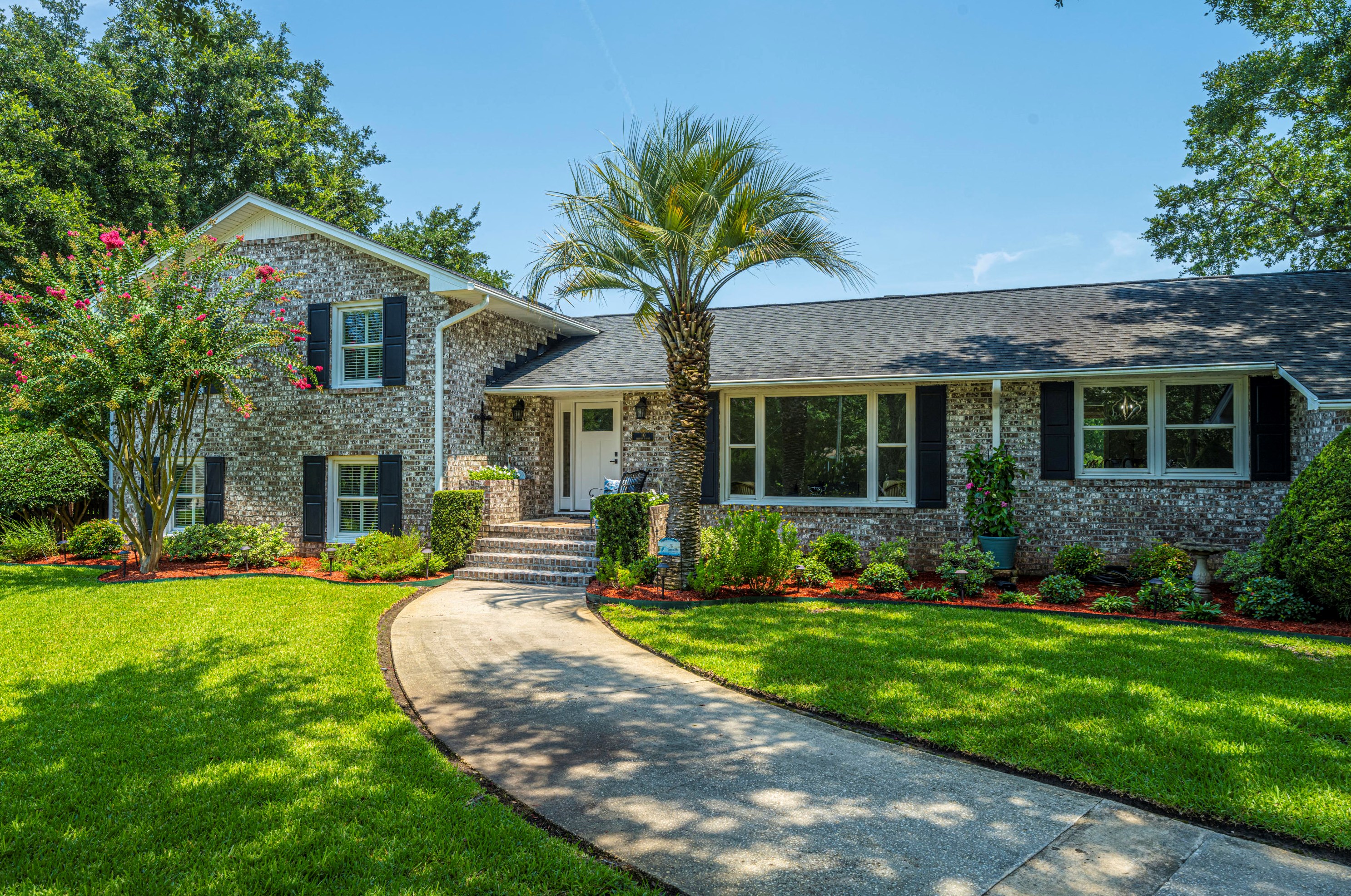 10 Fairfax Ct, Charleston, SC 29407-3729