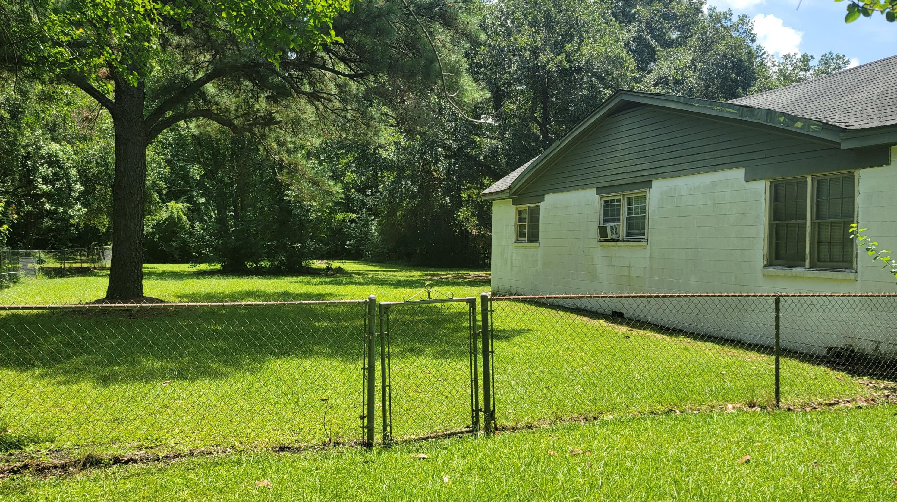 601 N Maple St, Summerville, SC 29483