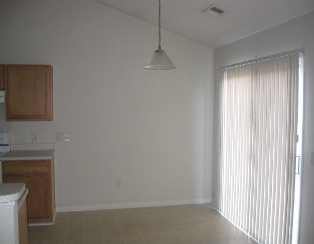 103 Dovetail Cir, Summerville SC  29483-7050 exterior
