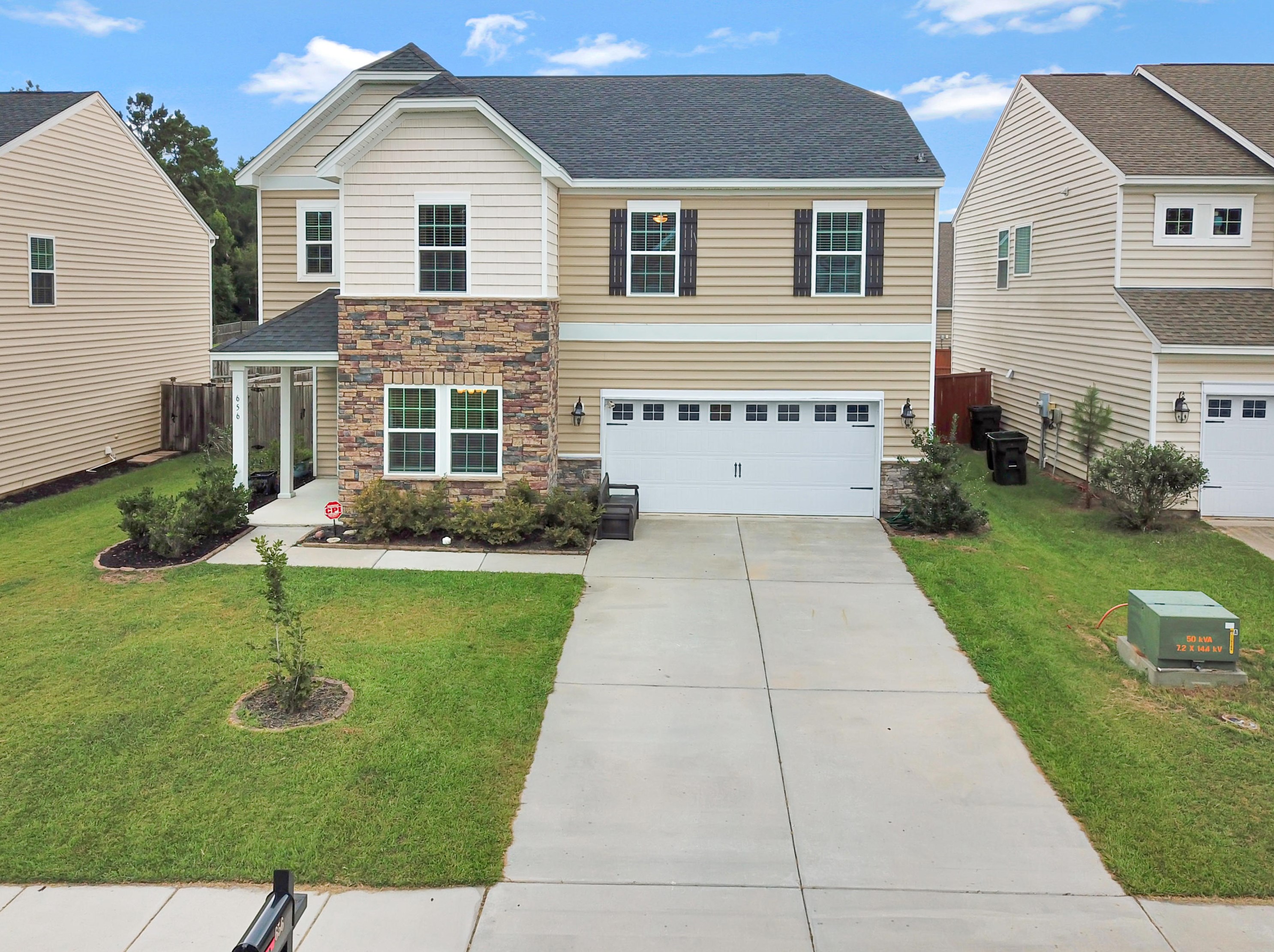 656 Silver Moss Dr, Moncks Corner, SC 29461-7468