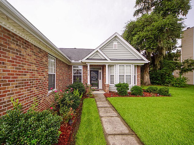 1507 Ashley Garden Blvd, Charleston, SC 29414-9128
