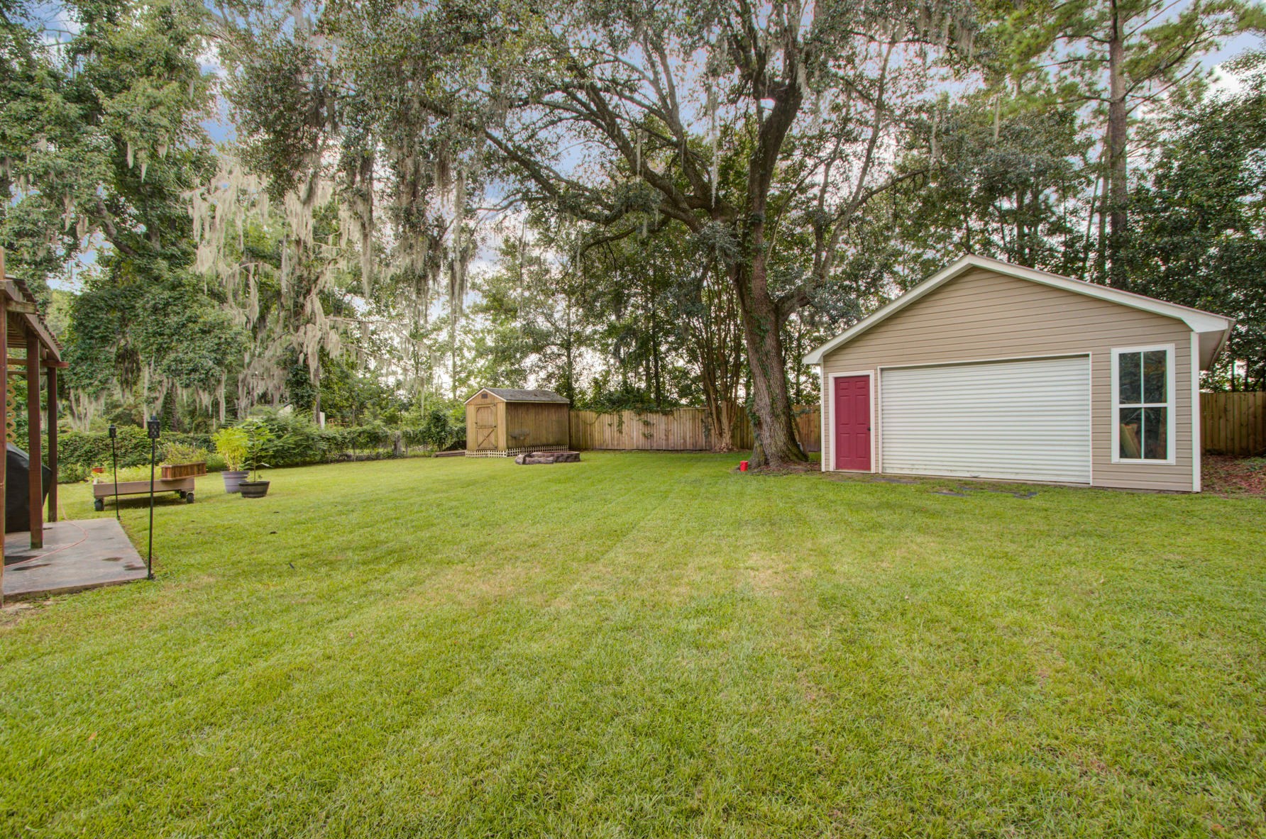 233 Cornell Dr, Ladson, SC 29456