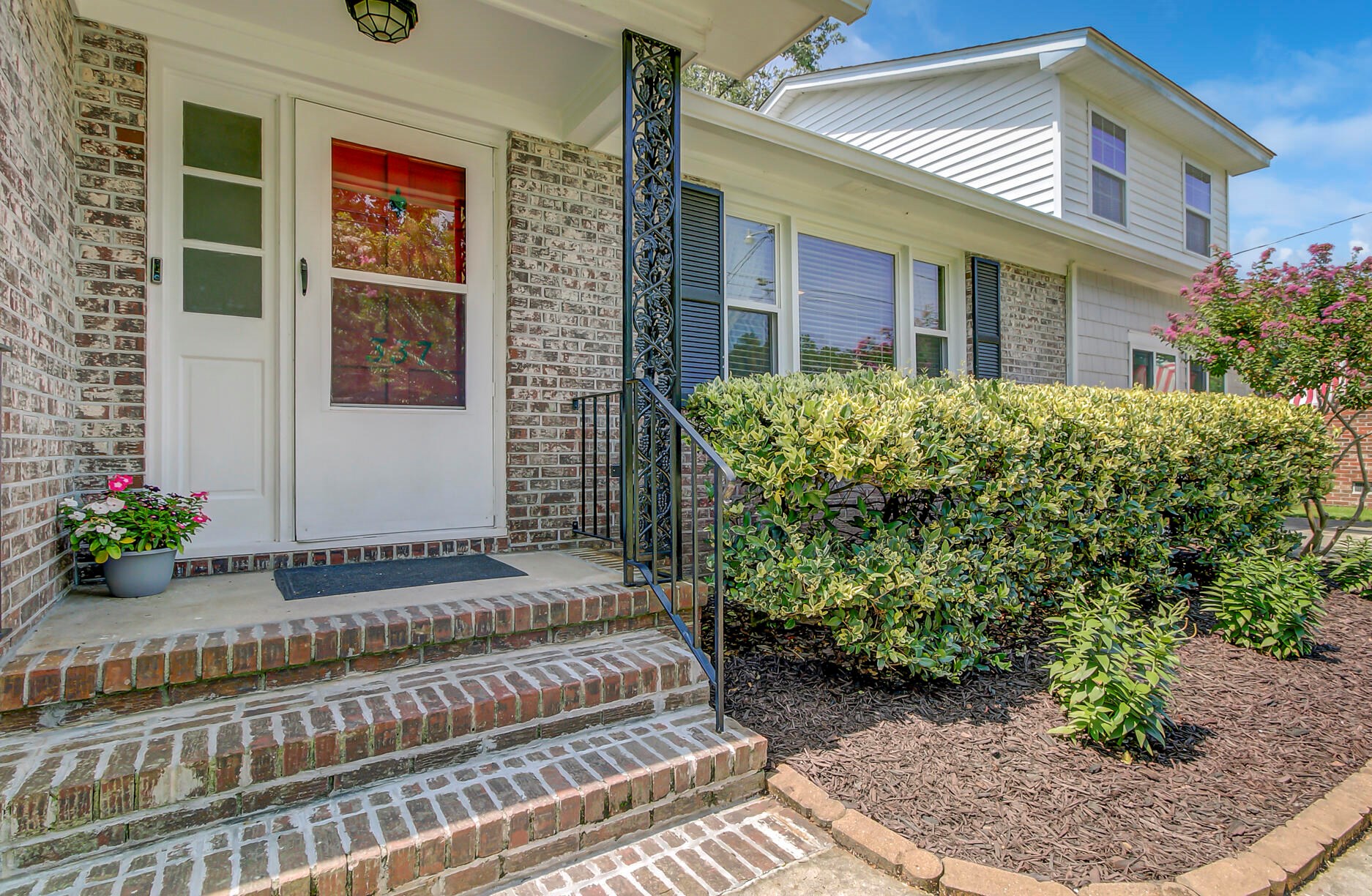 337 Curtiss Ave, Charleston, SC 29407-6883