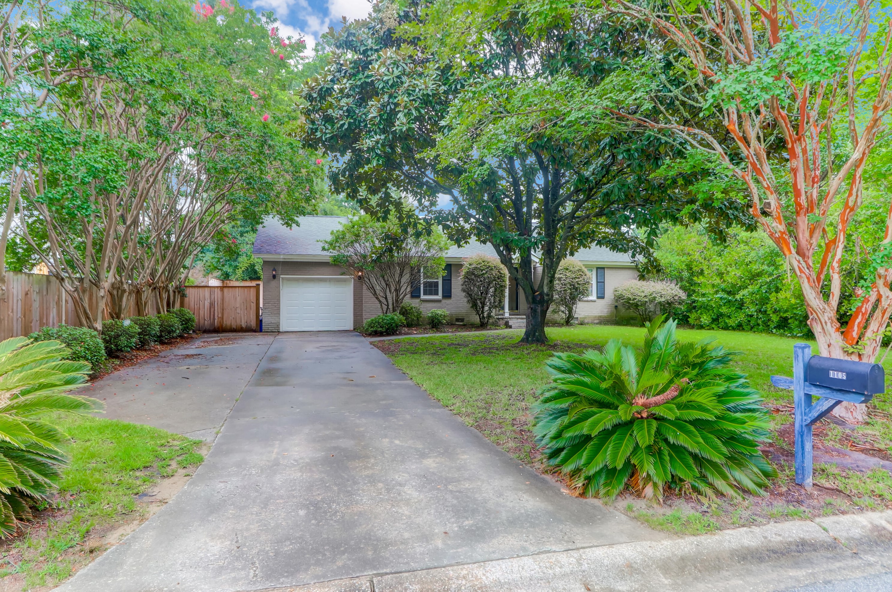 1105 Short River Ct, Mount Pleasant, SC 29464