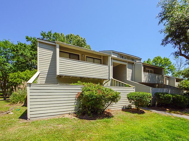 2311 Treescape Dr, Charleston SC  29414-6566 exterior
