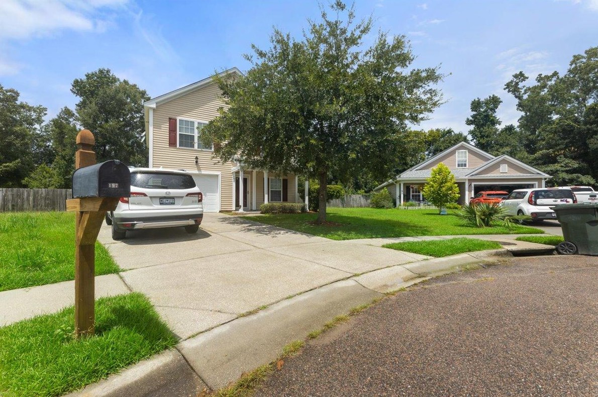 197 Wildberry Ln, Charleston, SC 29445-7755