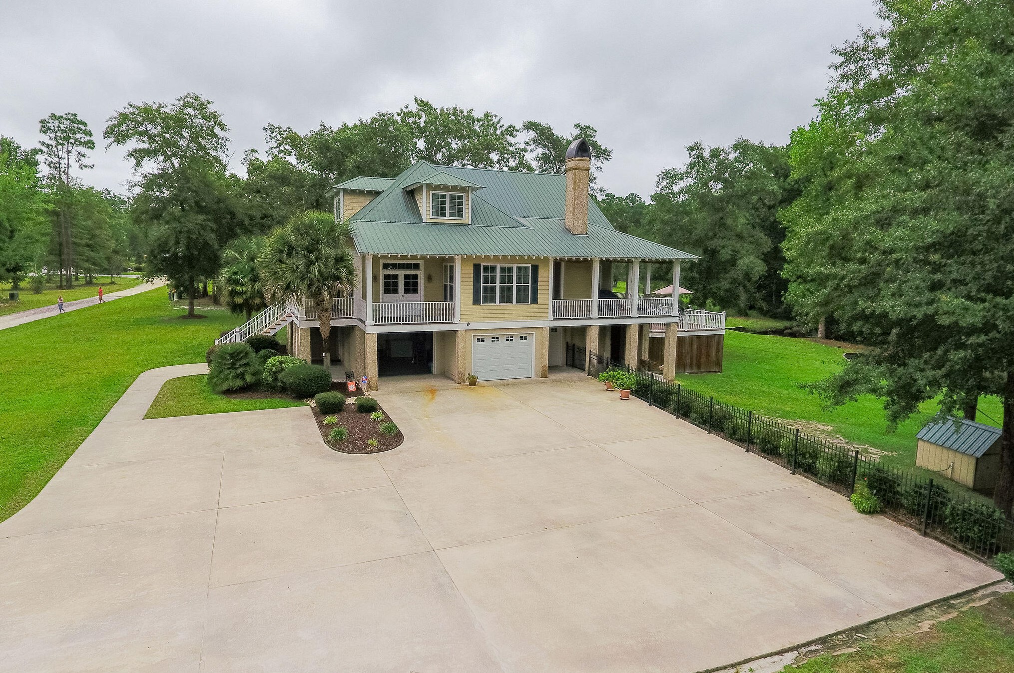 51 Denmark Ct, Walterboro SC  29488-5677 exterior