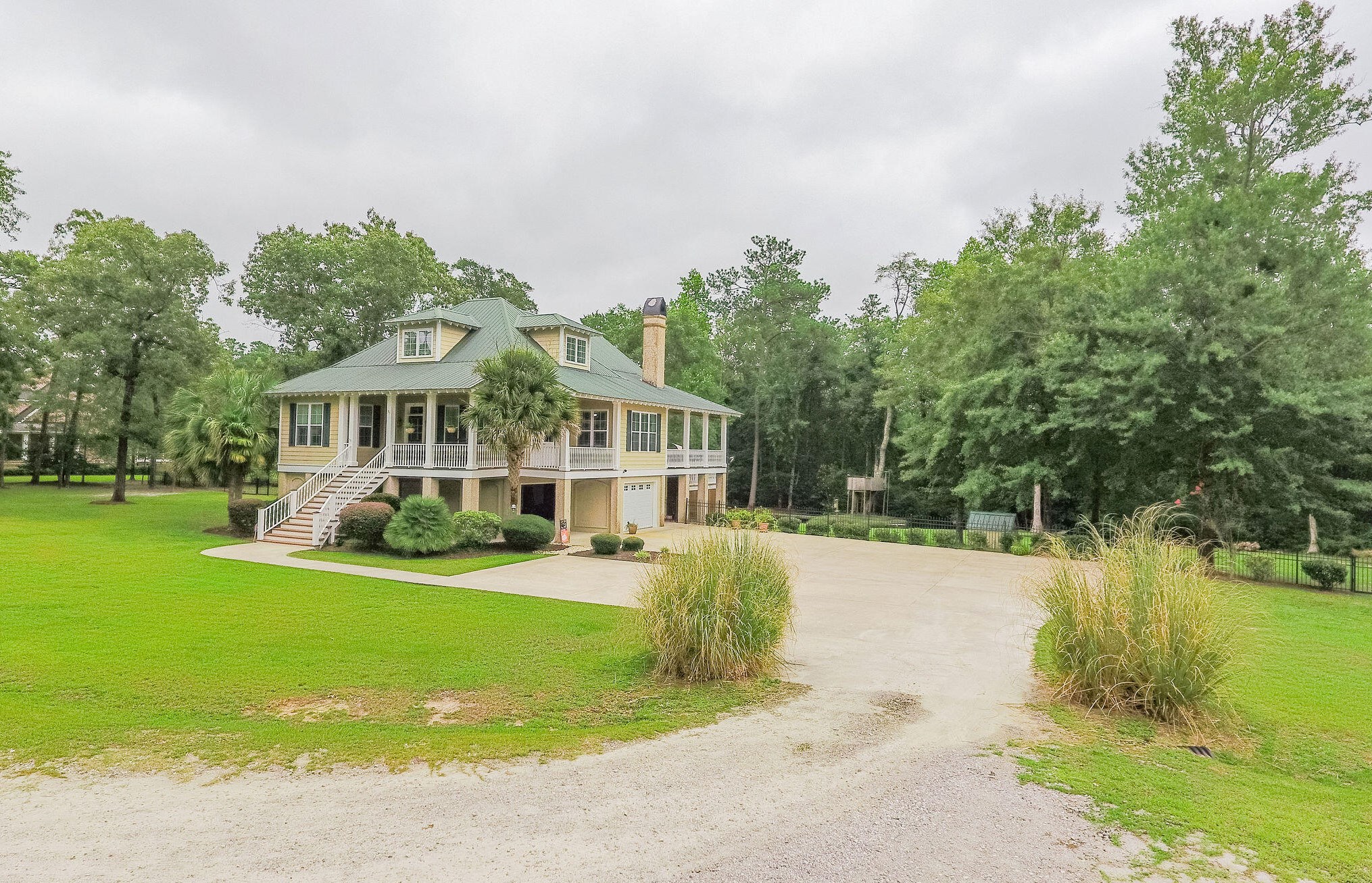 51 Denmark Ct, Walterboro SC  29488-5677 exterior