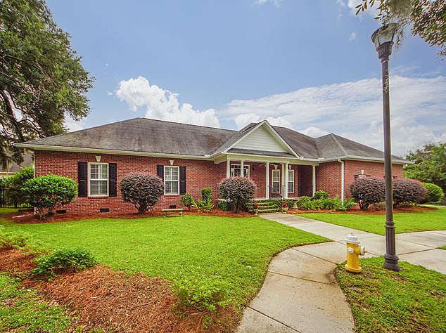 5049 Spaniel Dr, Charleston, SC 29405-4536