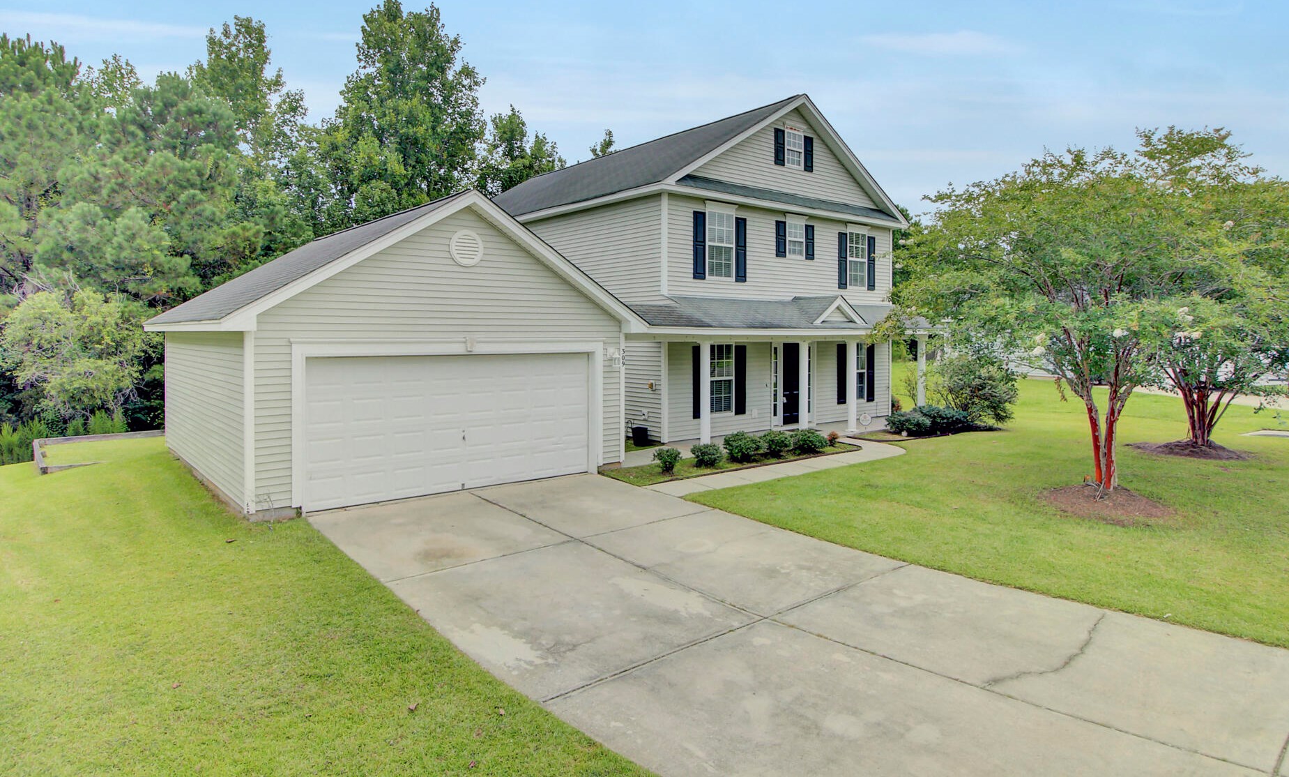 309 Savannah River Dr, Summerville, SC 29485-8992