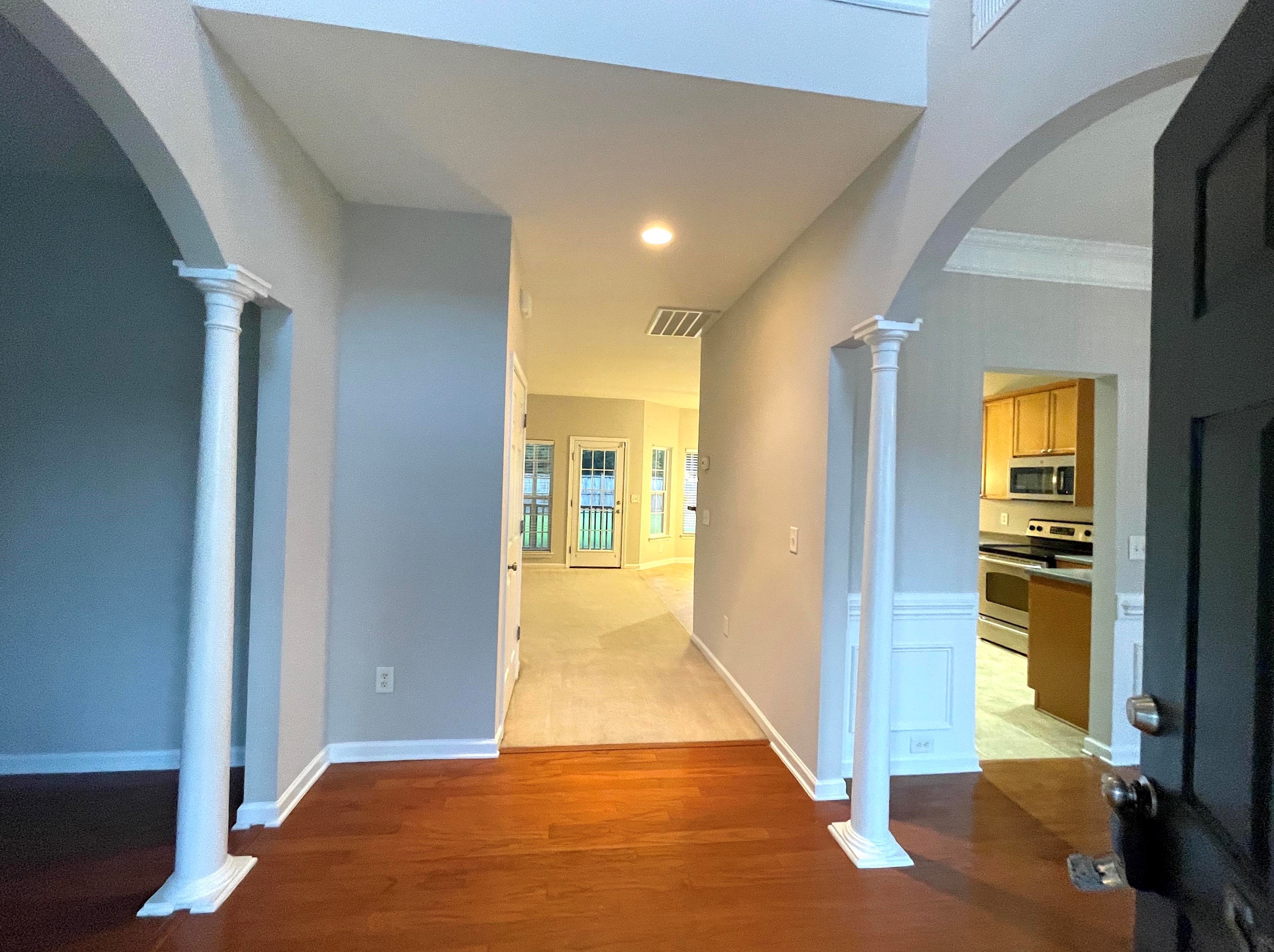 5255 Lenora Dr, Summerville, SC 29485-8986