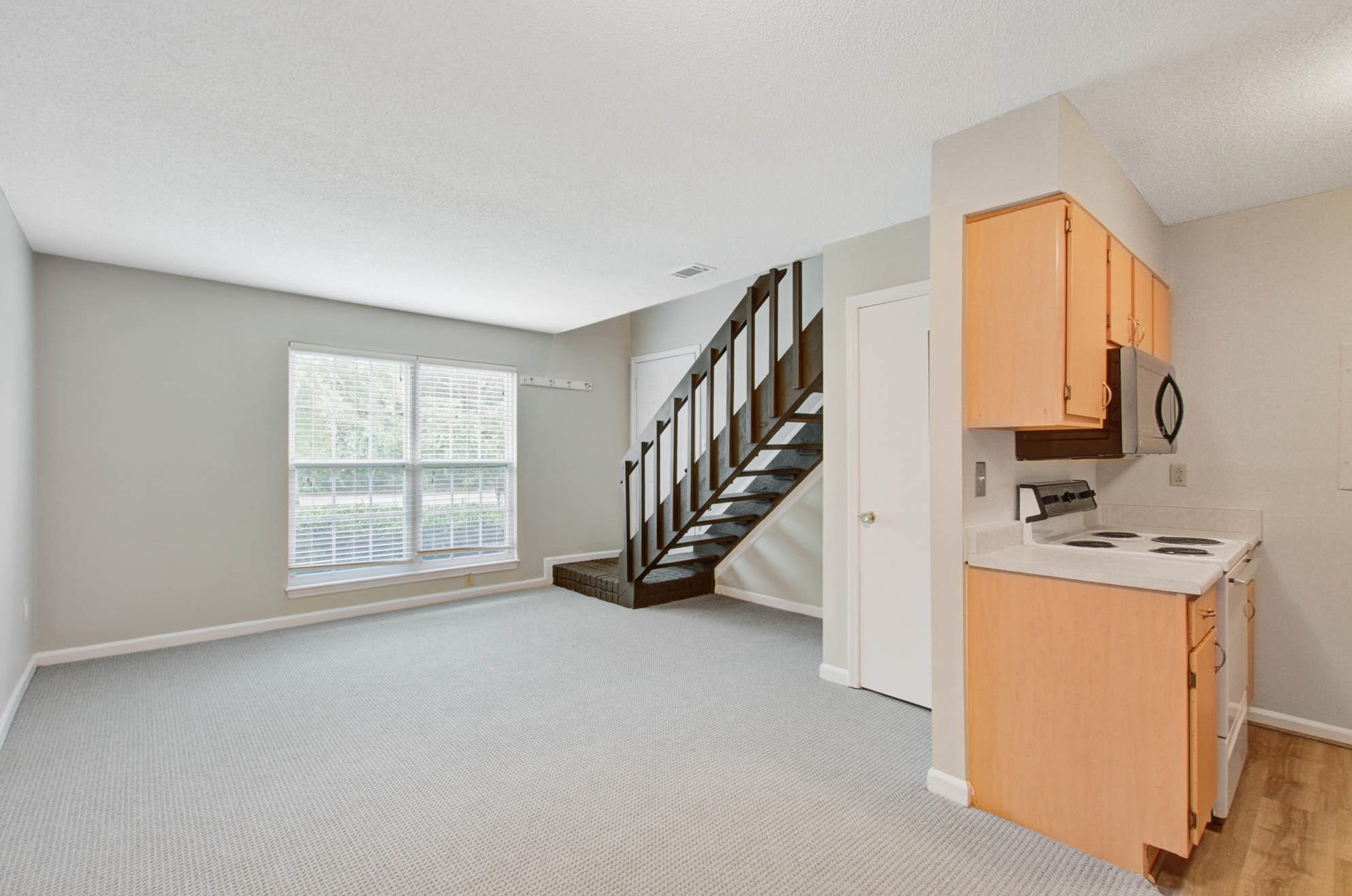 2494 Etiwan Ave #3e, Charleston, SC 29414