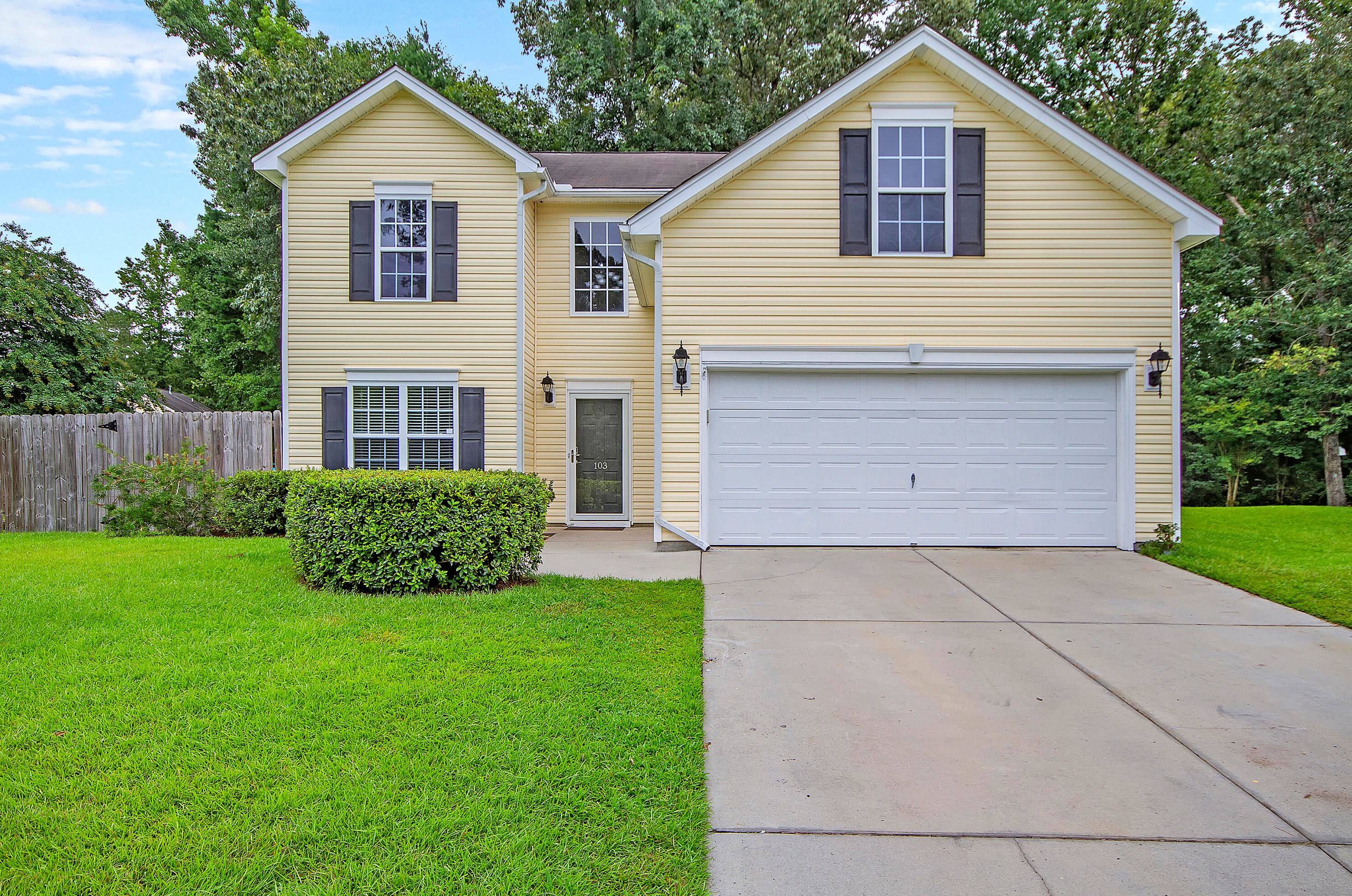 103 Teakwood Ct, Summerville, SC 29485-4580