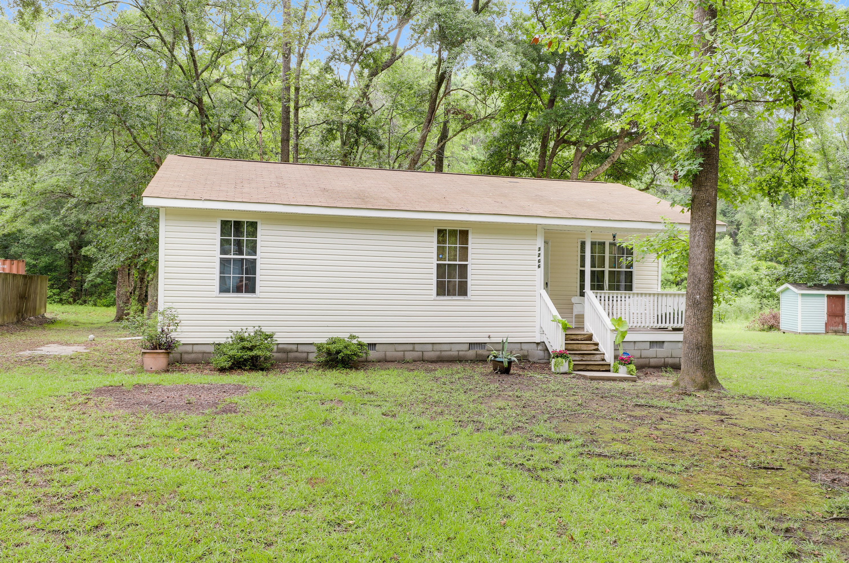 3266 Esau Jenkins Rd, Johns Island, SC 29455
