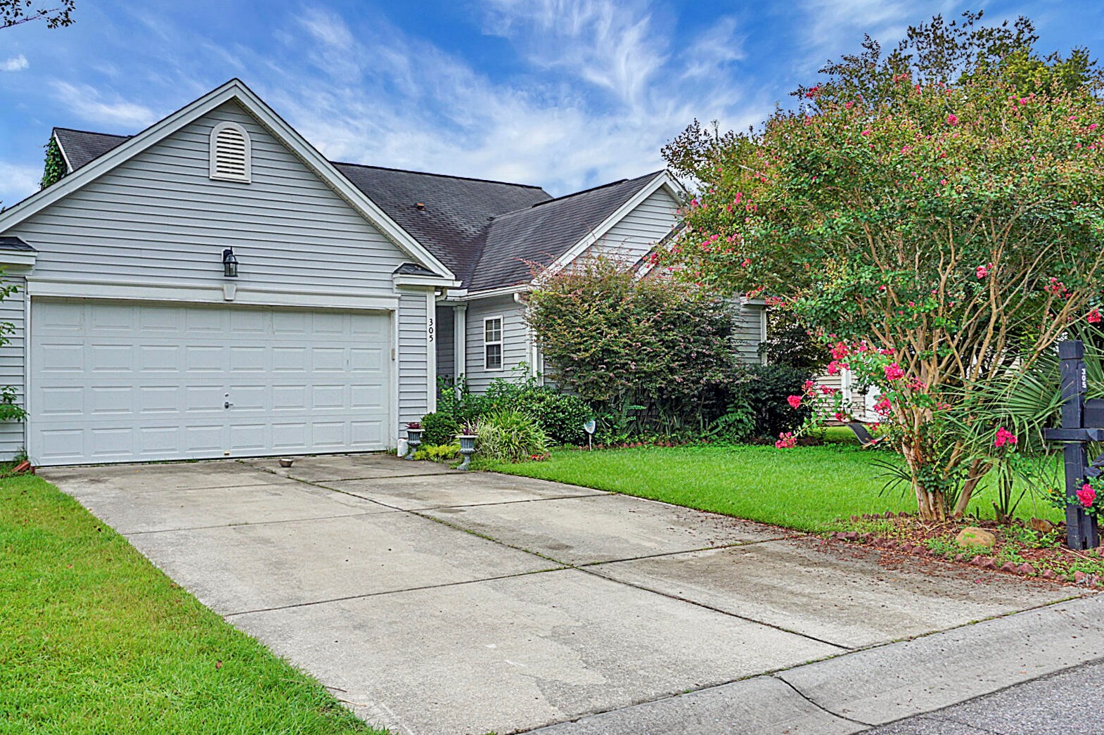 305 Eagle Ridge Rd, Summerville, SC 29485-8498