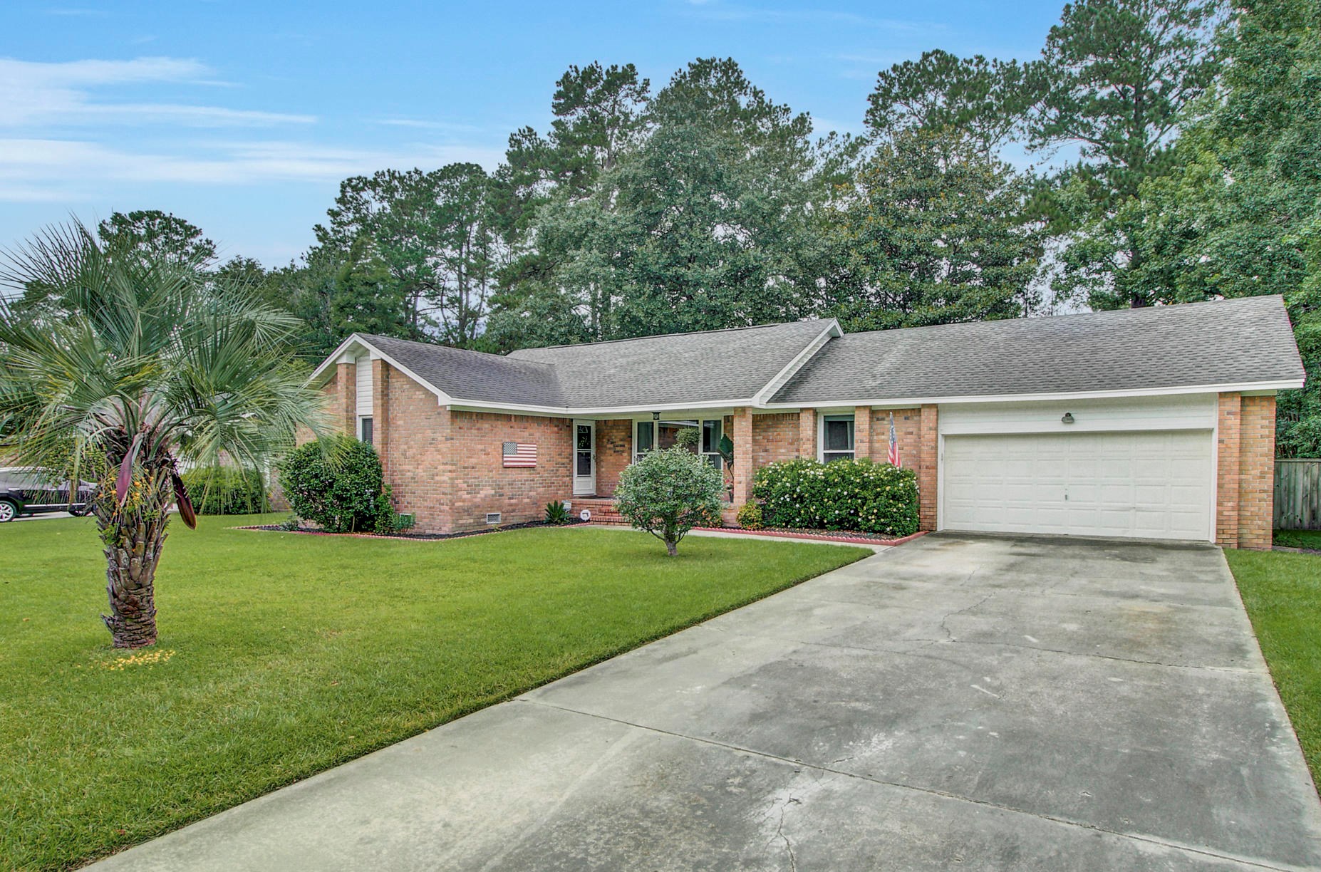 106 Clubhouse Rd, Summerville, SC 29483-2909