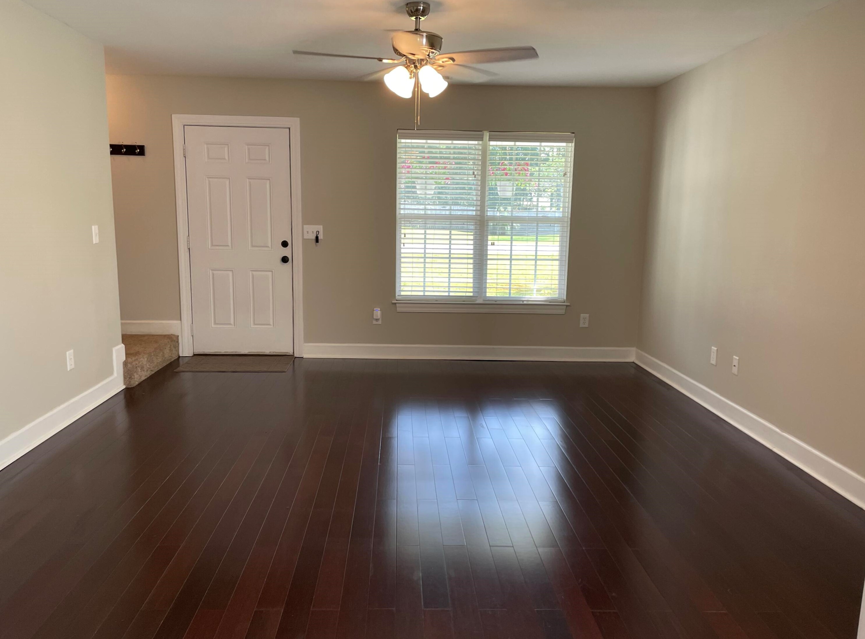 1560 Keswick Dr, Johns Island, SC 29455