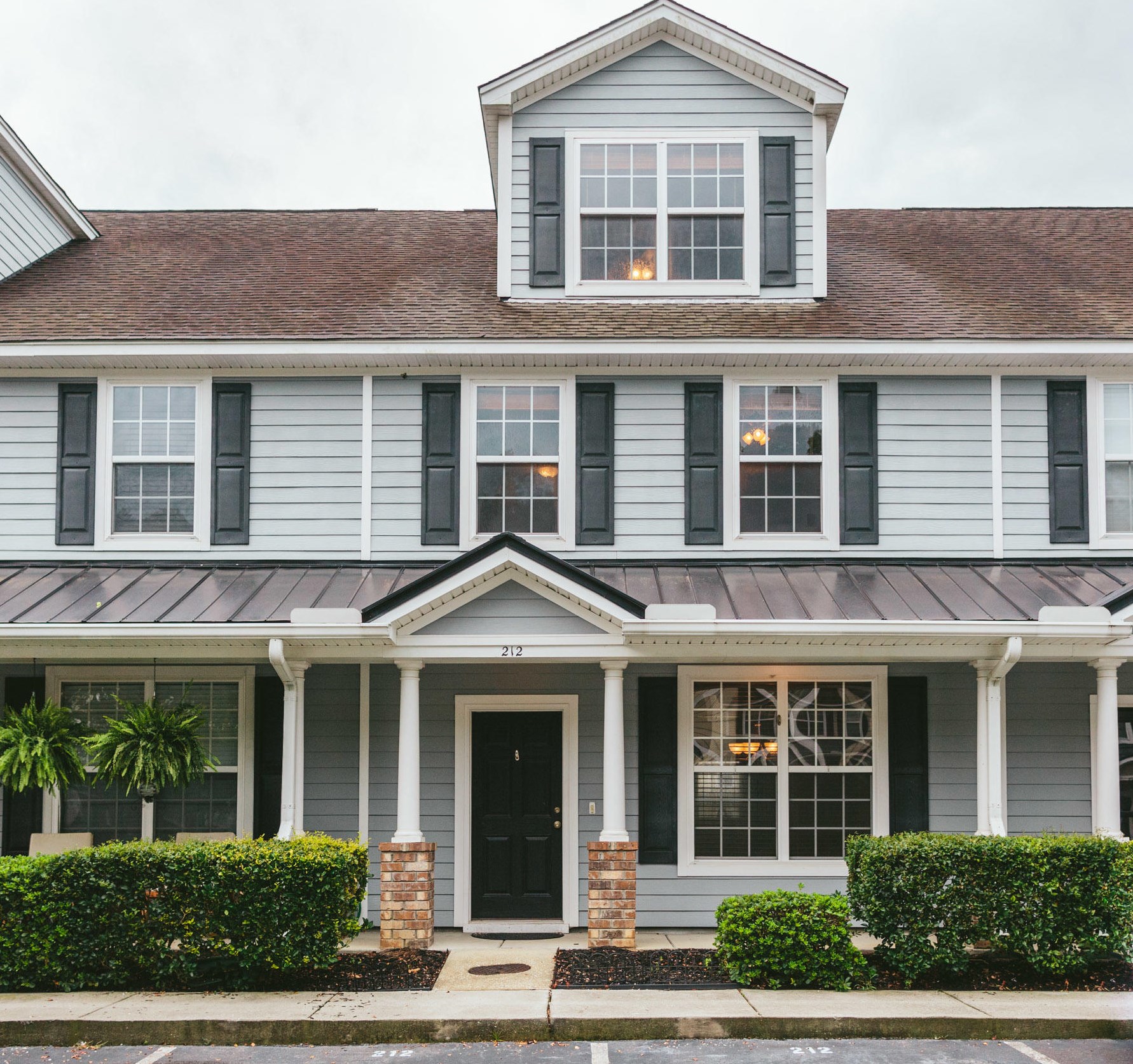 212 Hemingway Cir, Summerville, SC 29483-8042