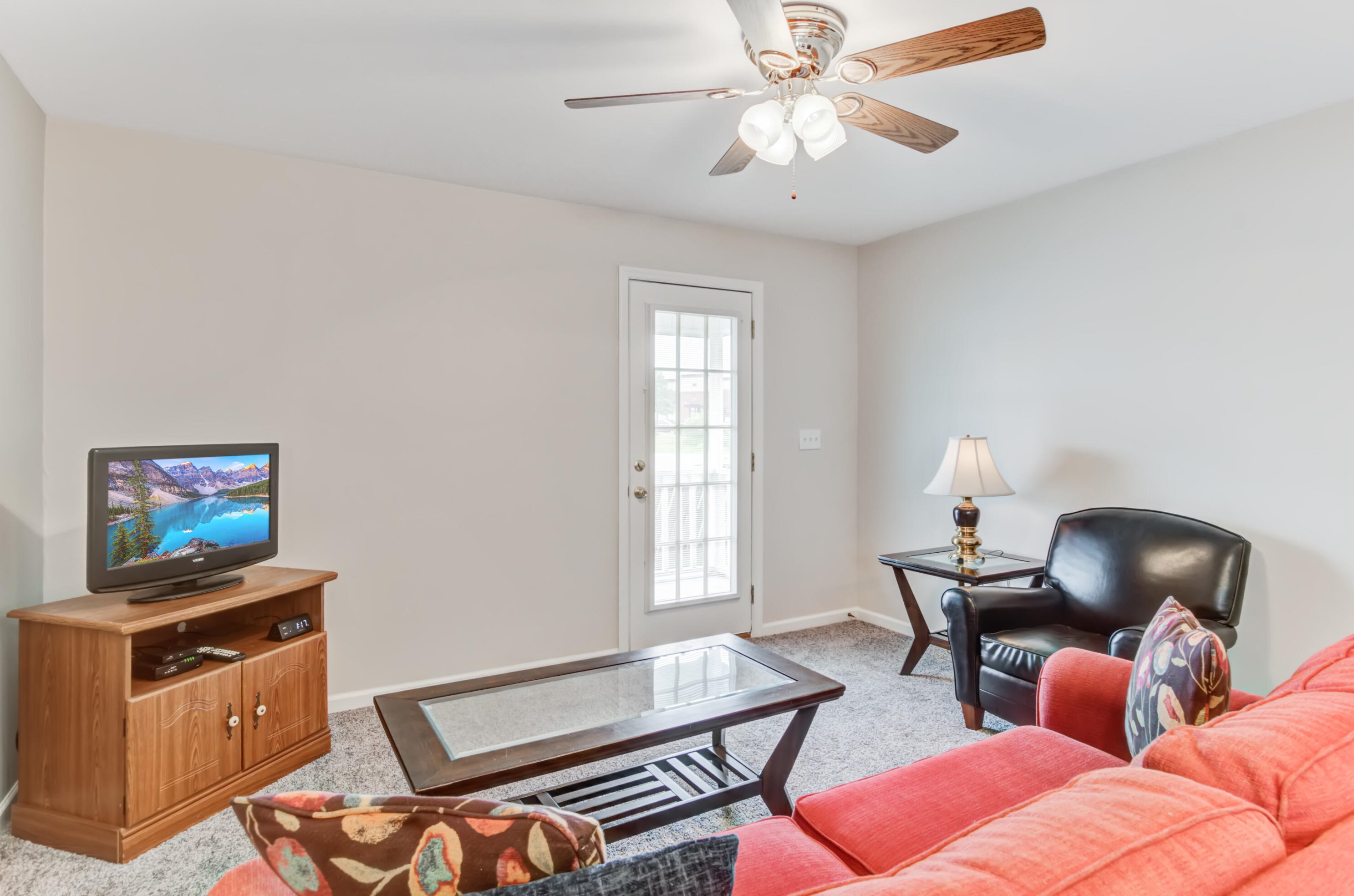 1004 Pelican Bay Dr, Moncks Corner SC  29461-3209 exterior