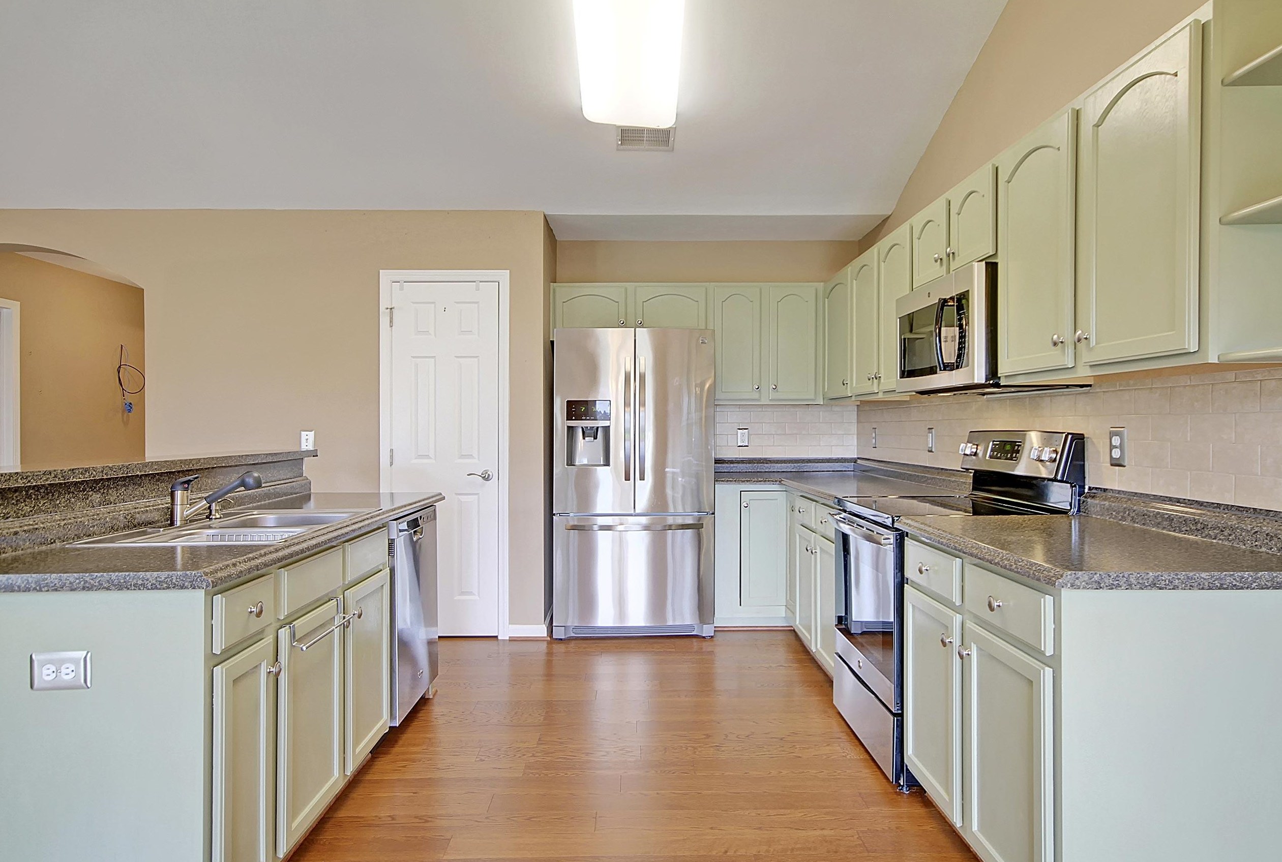 104 Purple Martin Trl, Summerville SC  29485-3300 exterior