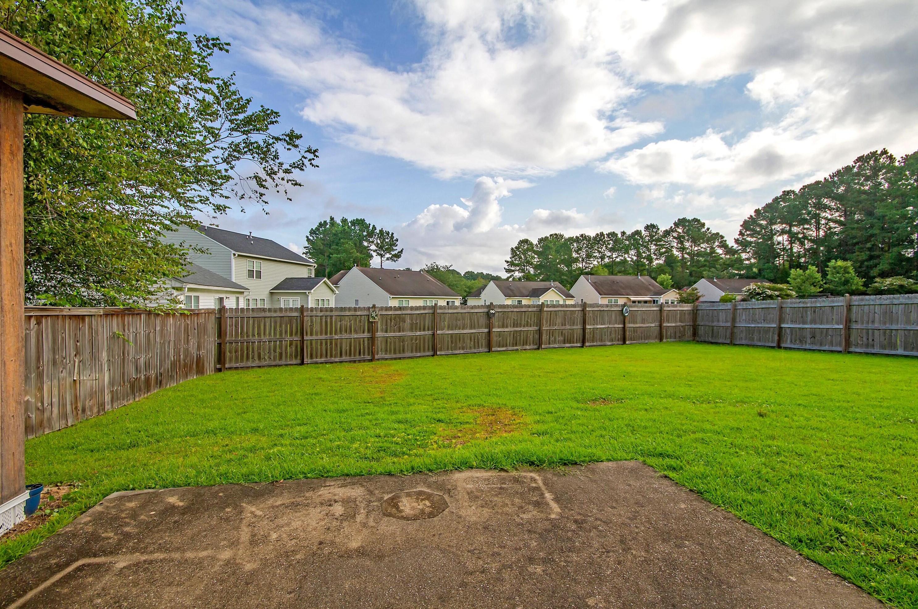 104 Purple Martin Trl, Summerville SC  29485-3300 exterior