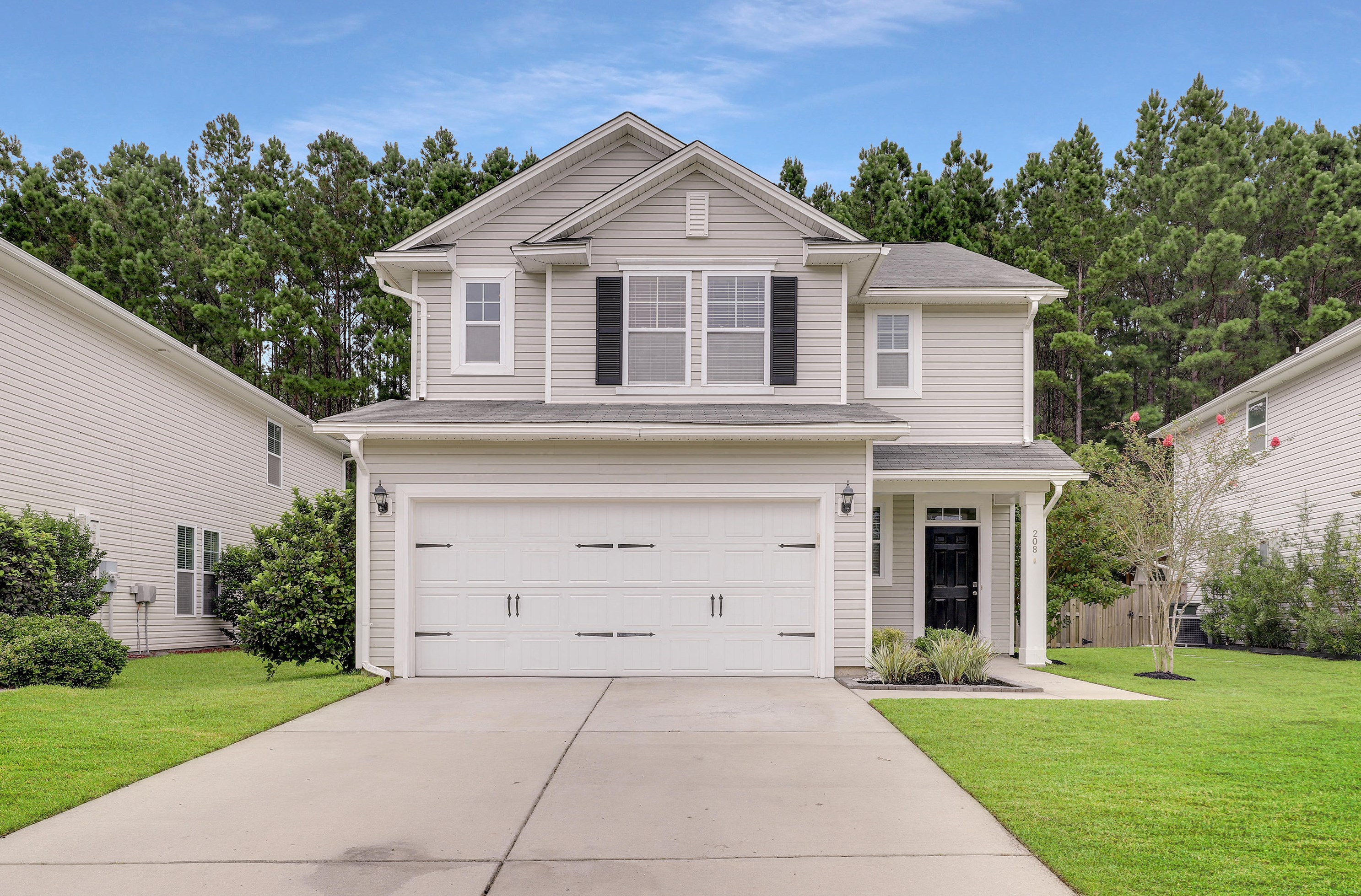 208 Laurel Crest Way, Summerville, SC 29483-2389