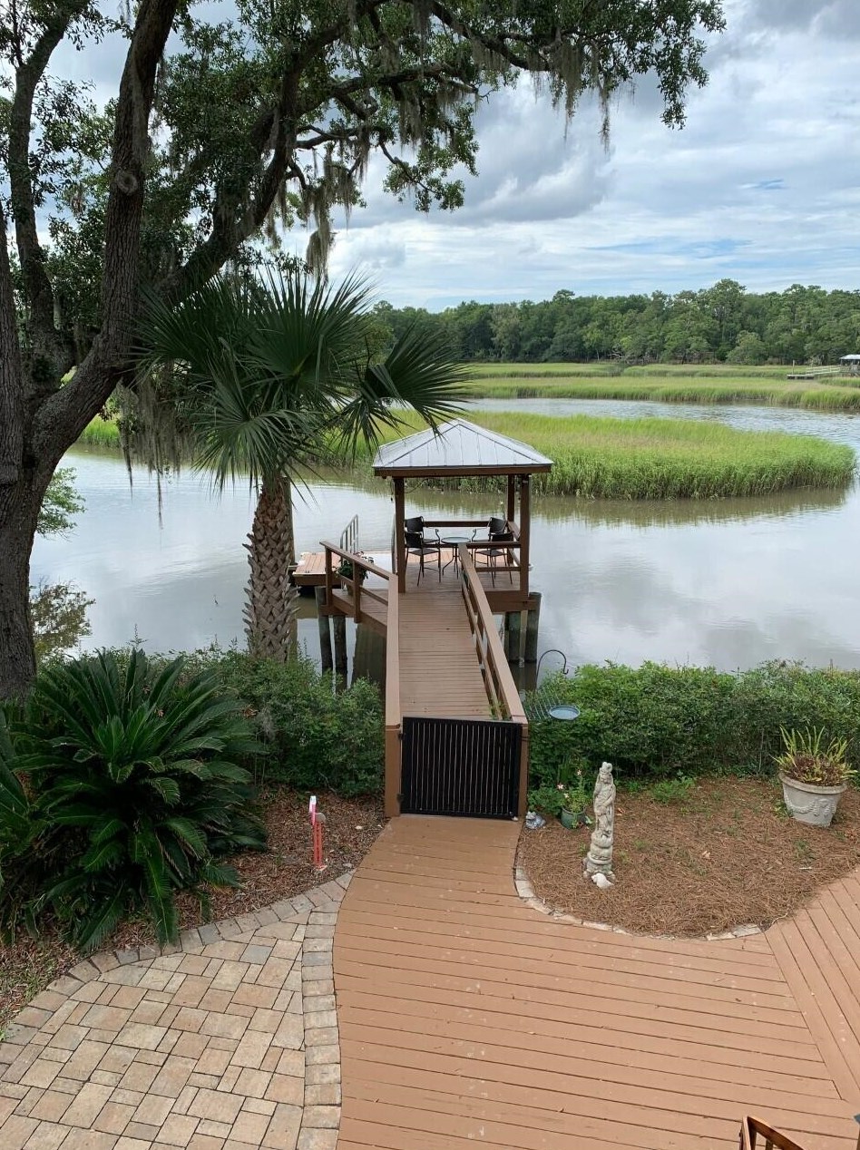 631 Fore Deck Ln, Edisto, SC 29438-6862