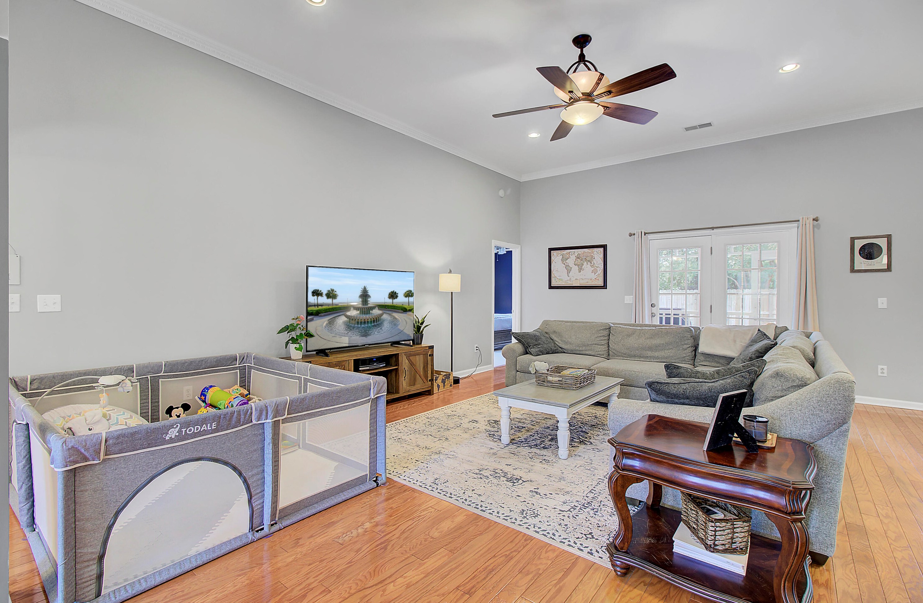 7506 Hawks Cir, Charleston SC  29410-8248 exterior