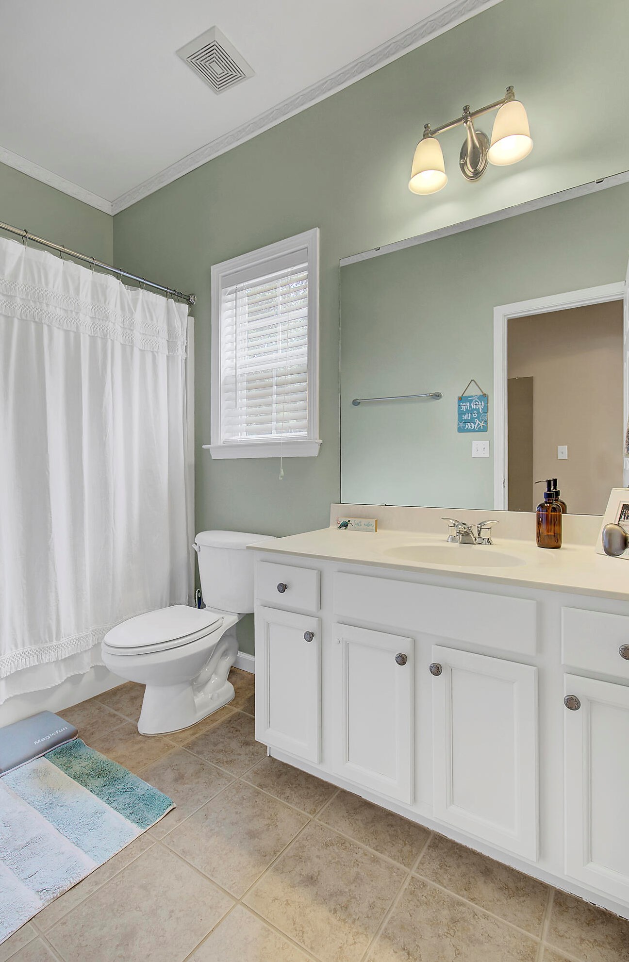 7506 Hawks Cir, Charleston SC  29410-8248 exterior